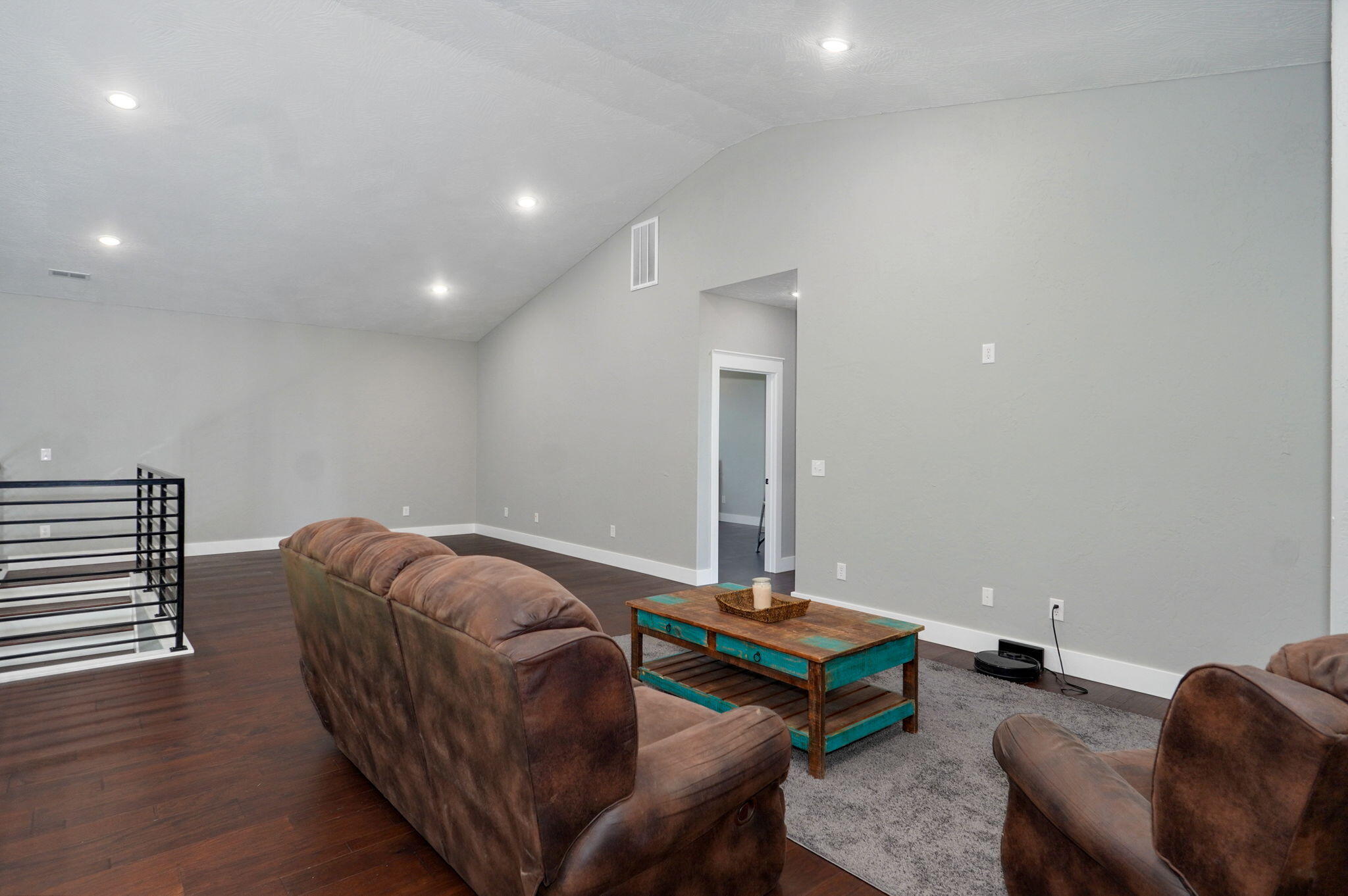 247 Davis Road Property Photo 31
