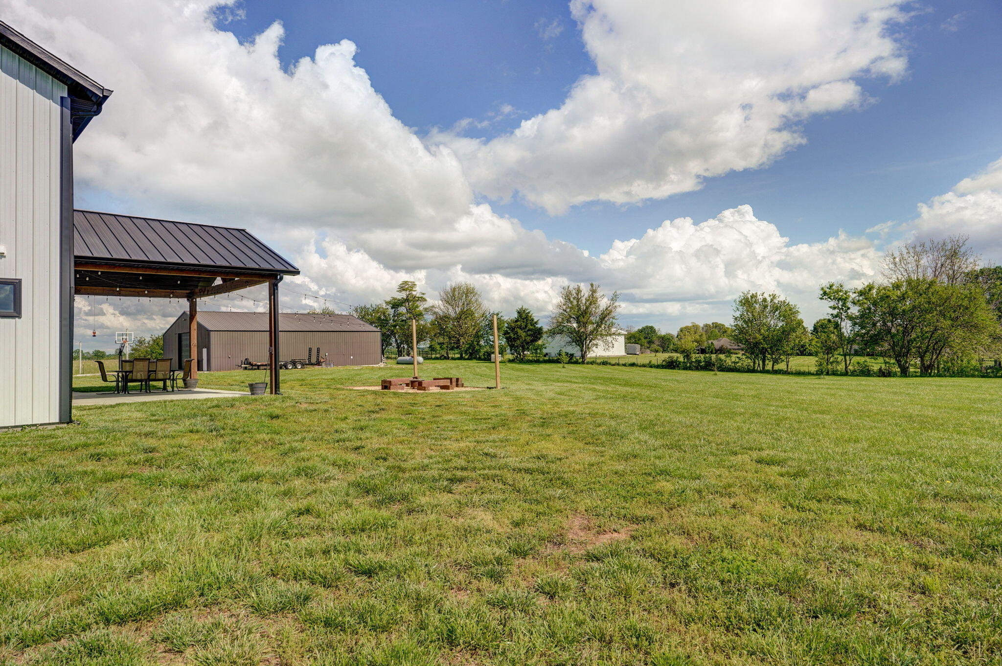 247 Davis Road Property Photo 55