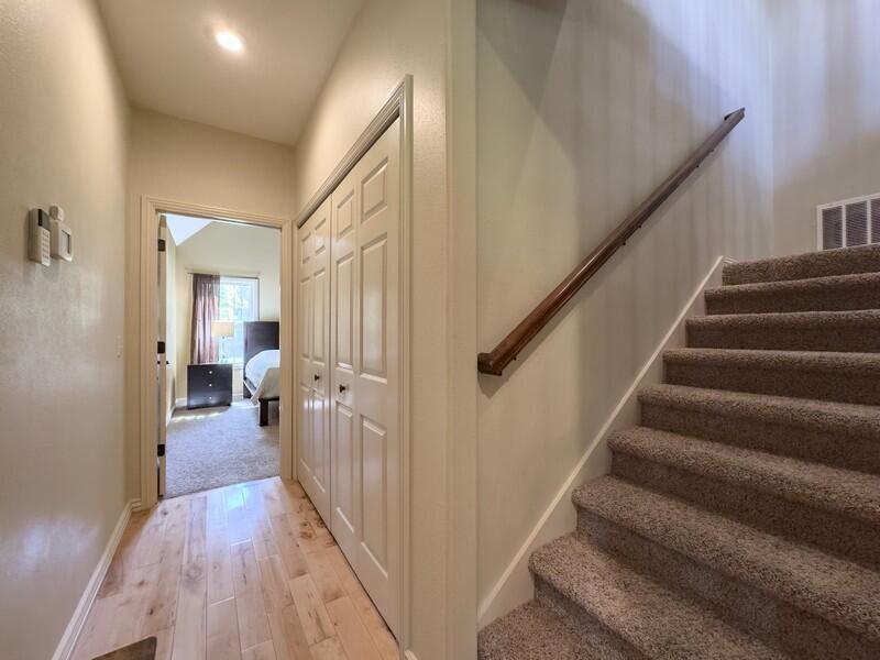 555 East Farm 84 Road Property Photo 28