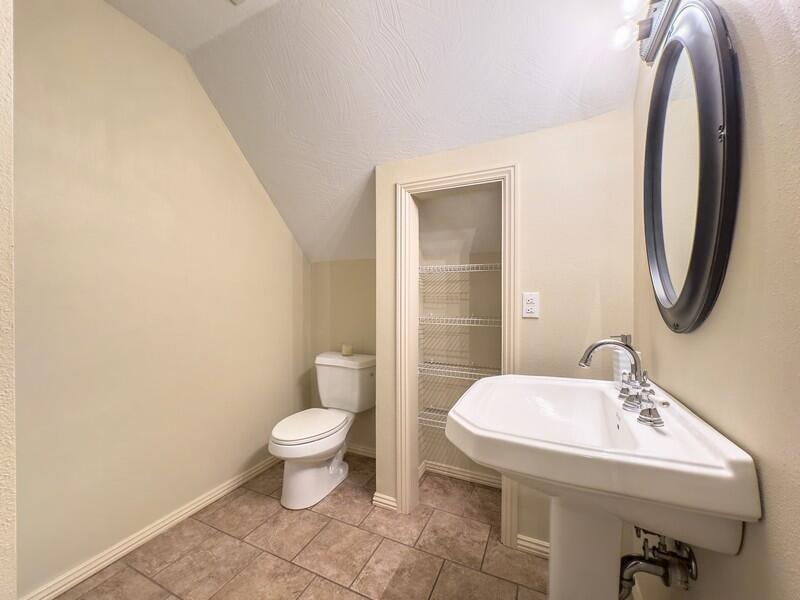 555 East Farm 84 Road Property Photo 35