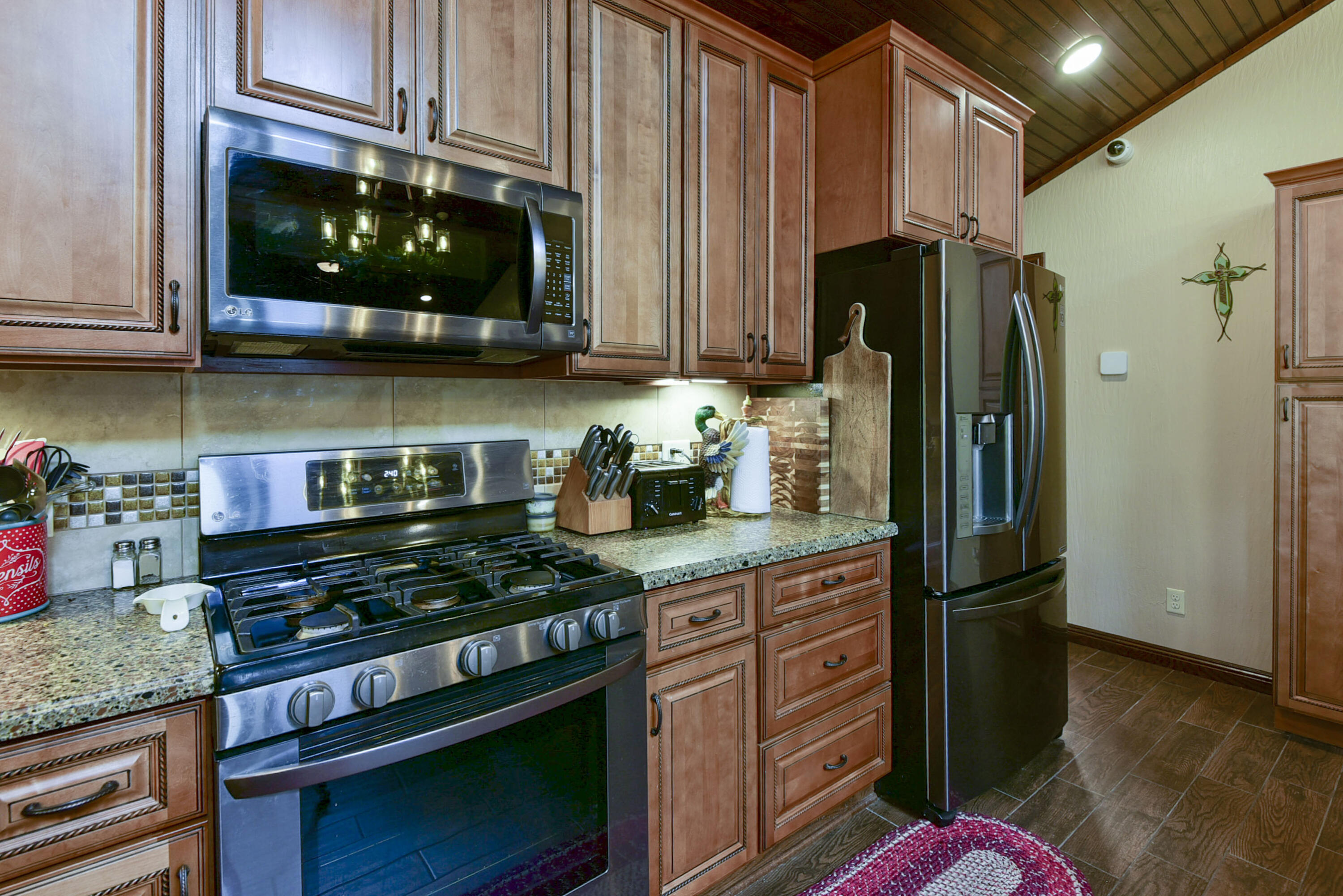 164 Lake Circle Drive Property Photo 15