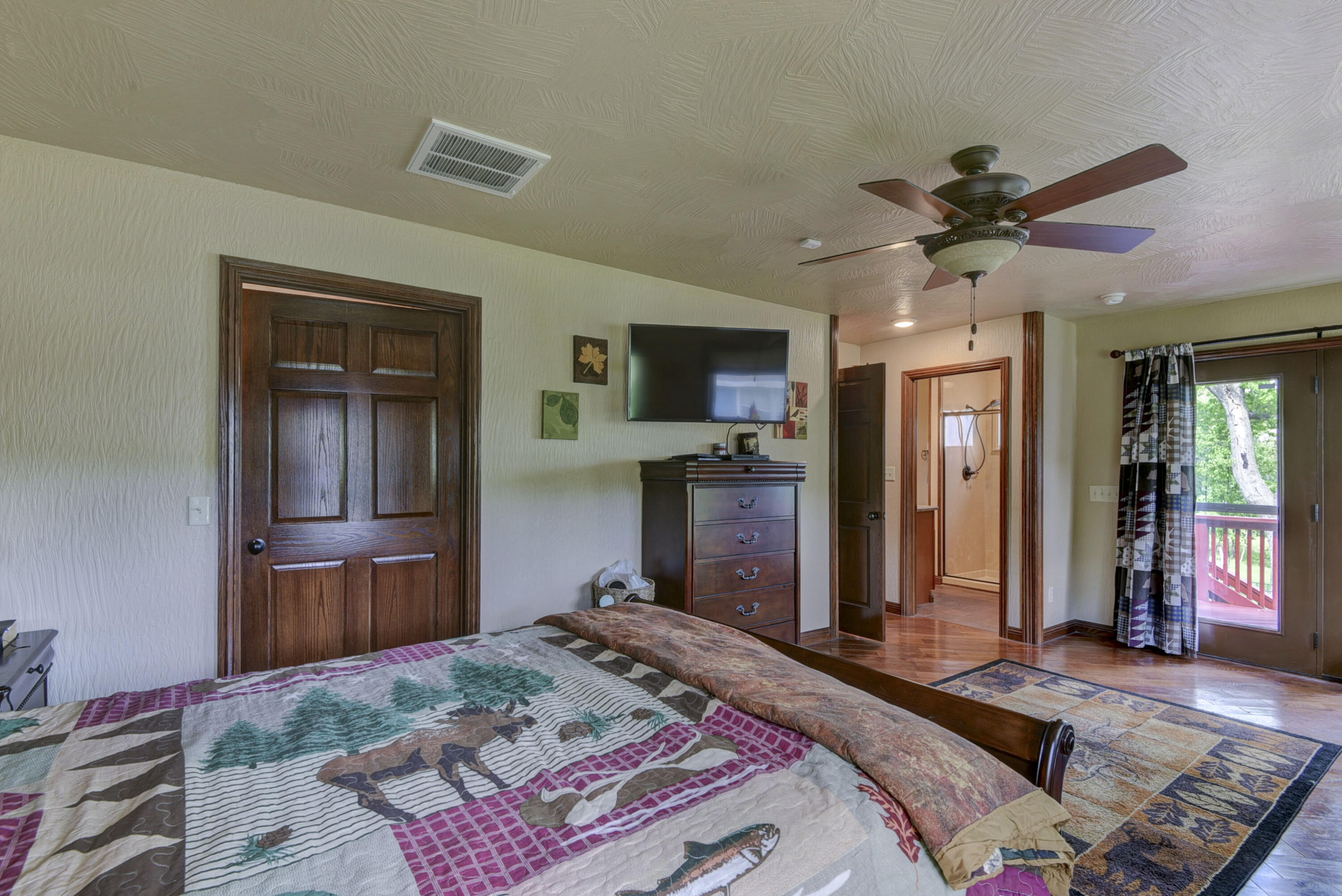 164 Lake Circle Drive Property Photo 20