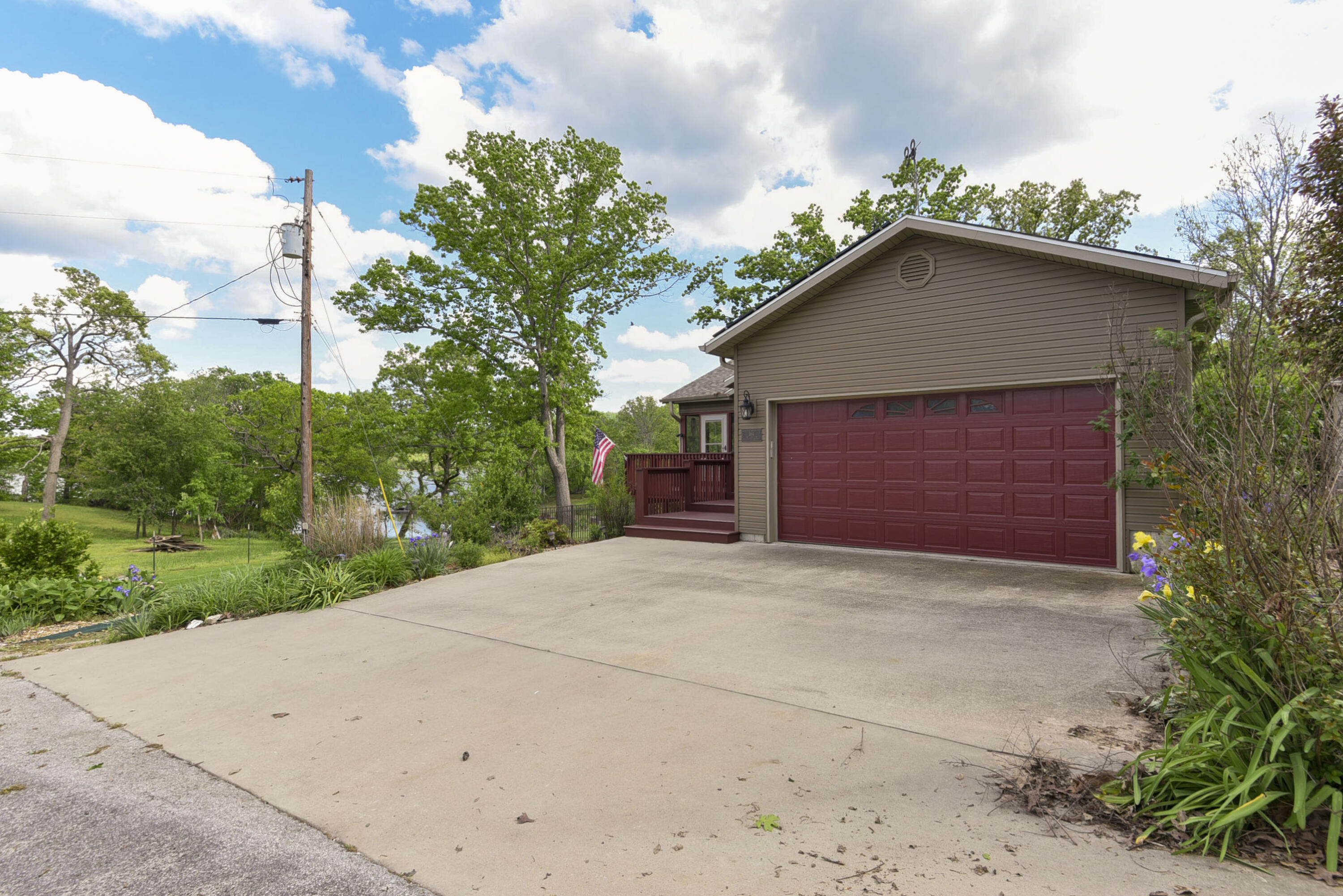 164 Lake Circle Drive Property Photo 44
