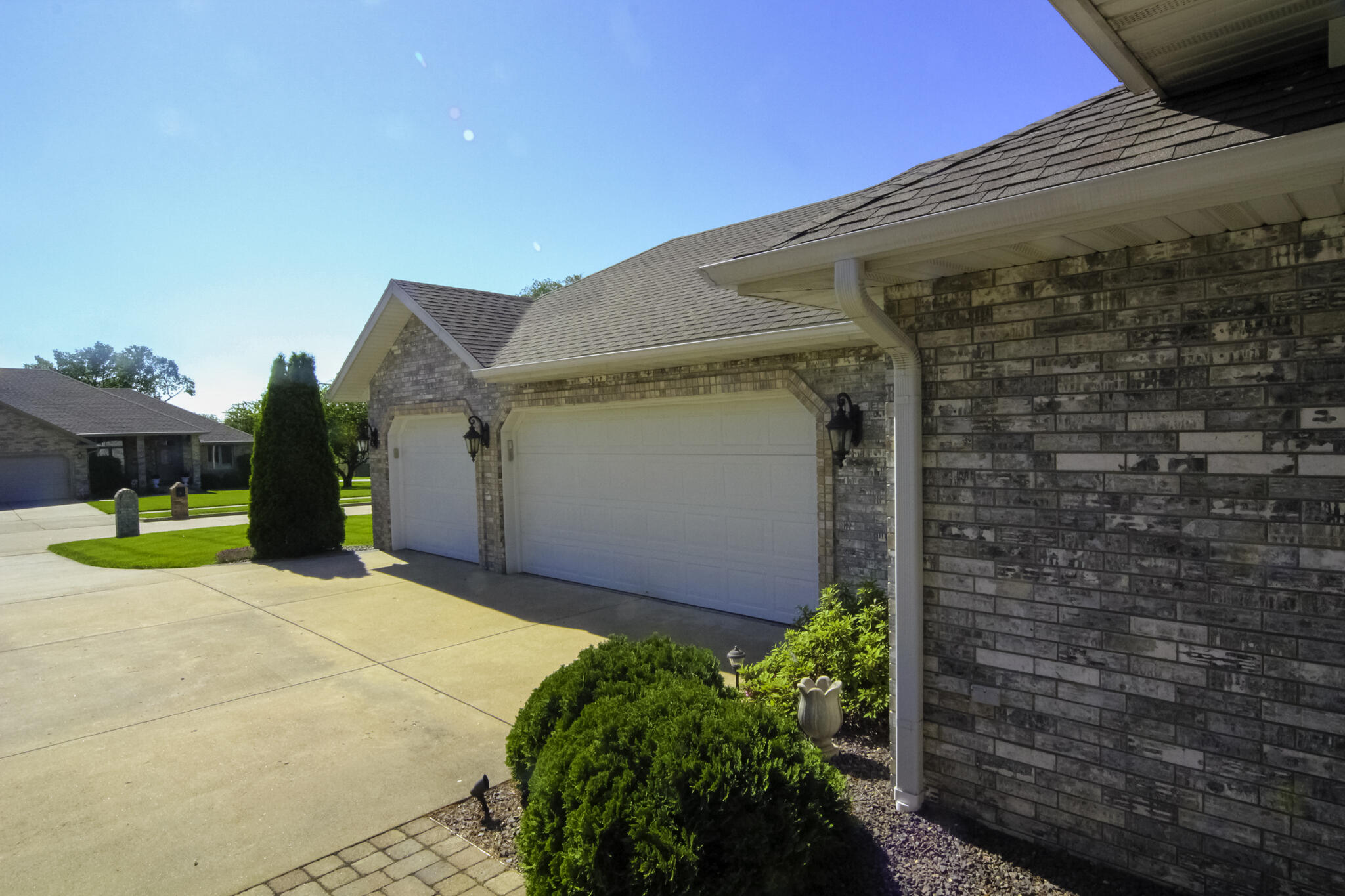 2591 South Marlborough Avenue Property Photo 61
