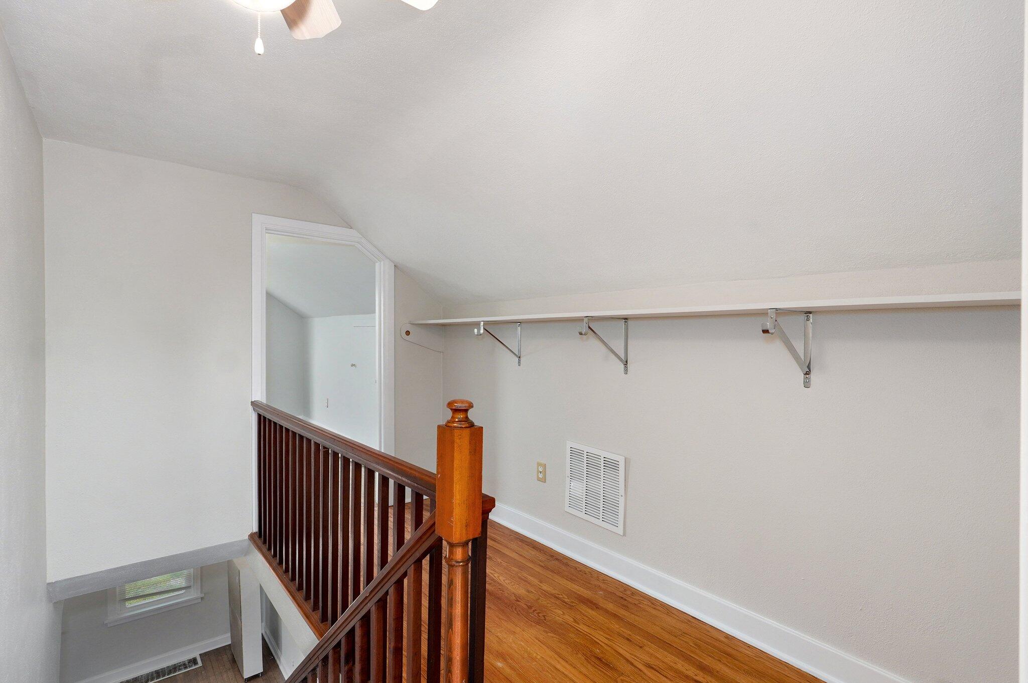 1133 North Dickerson Avenue Property Photo 19