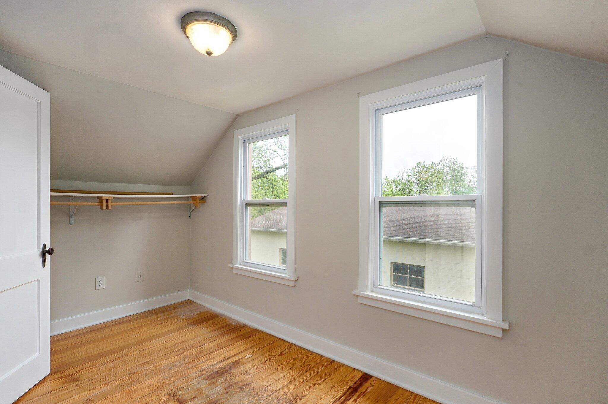 1133 North Dickerson Avenue Property Photo 20