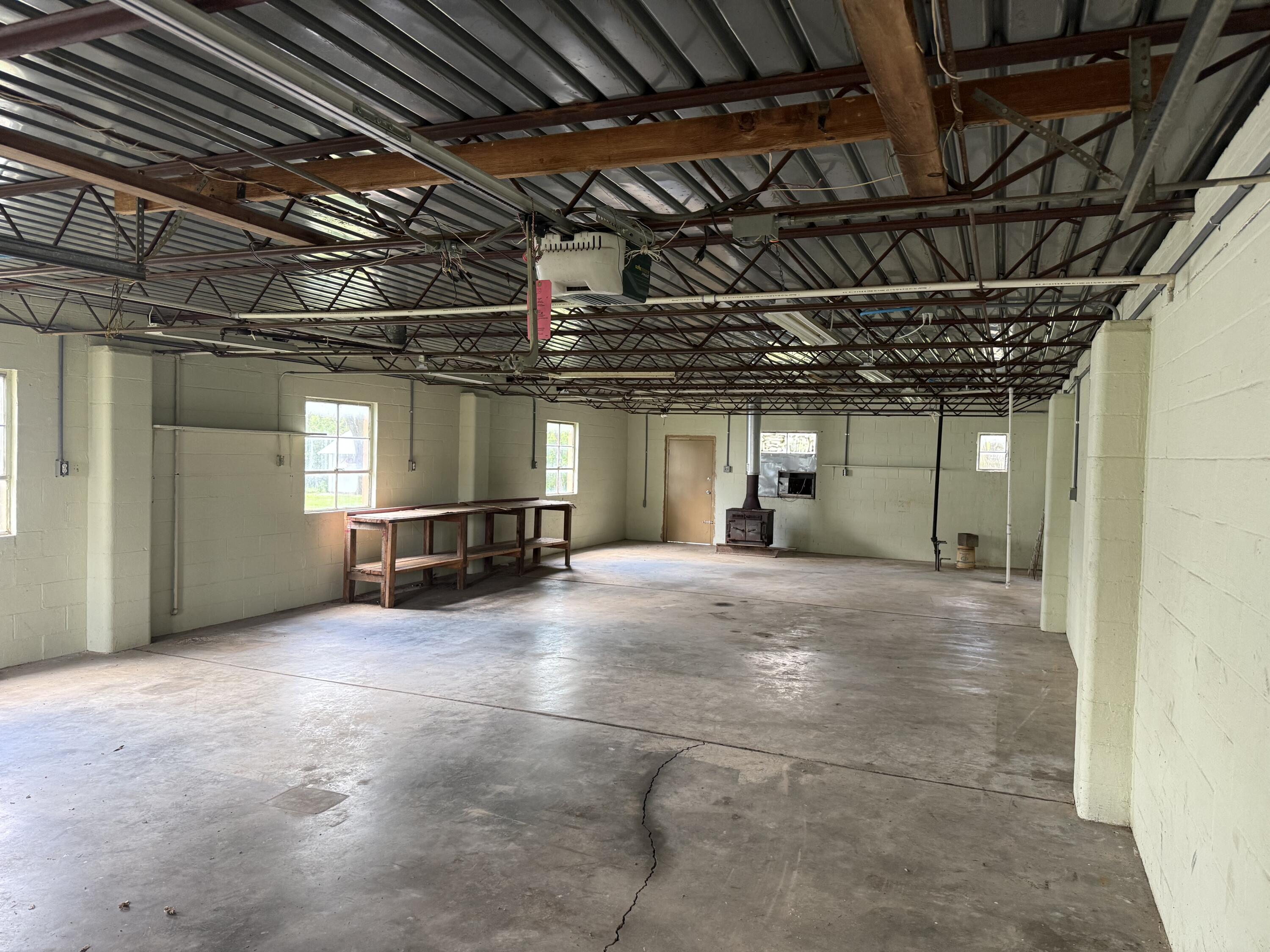 1133 North Dickerson Avenue Property Photo 34