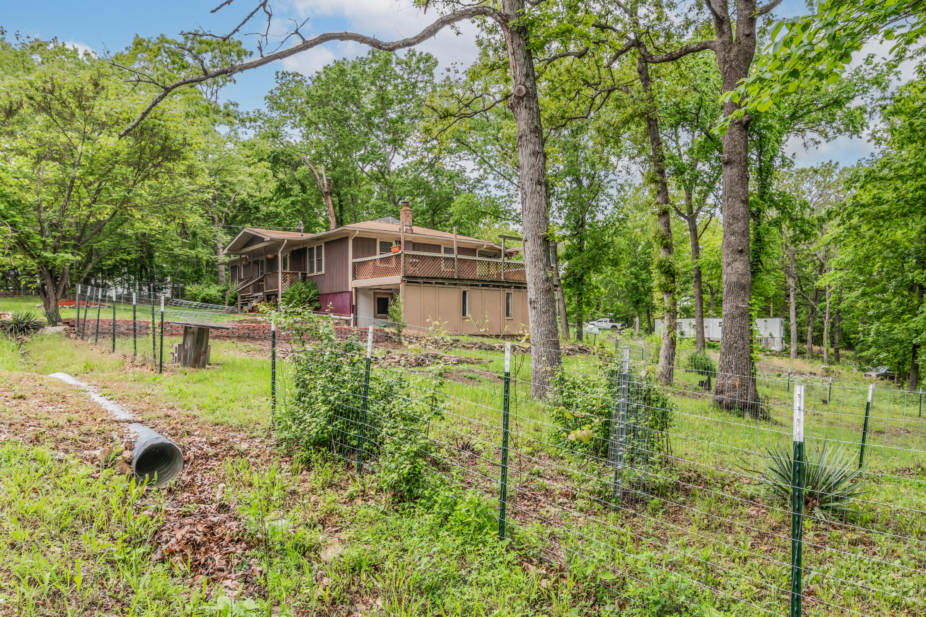 713 Taneycomo Road Property Photo 5