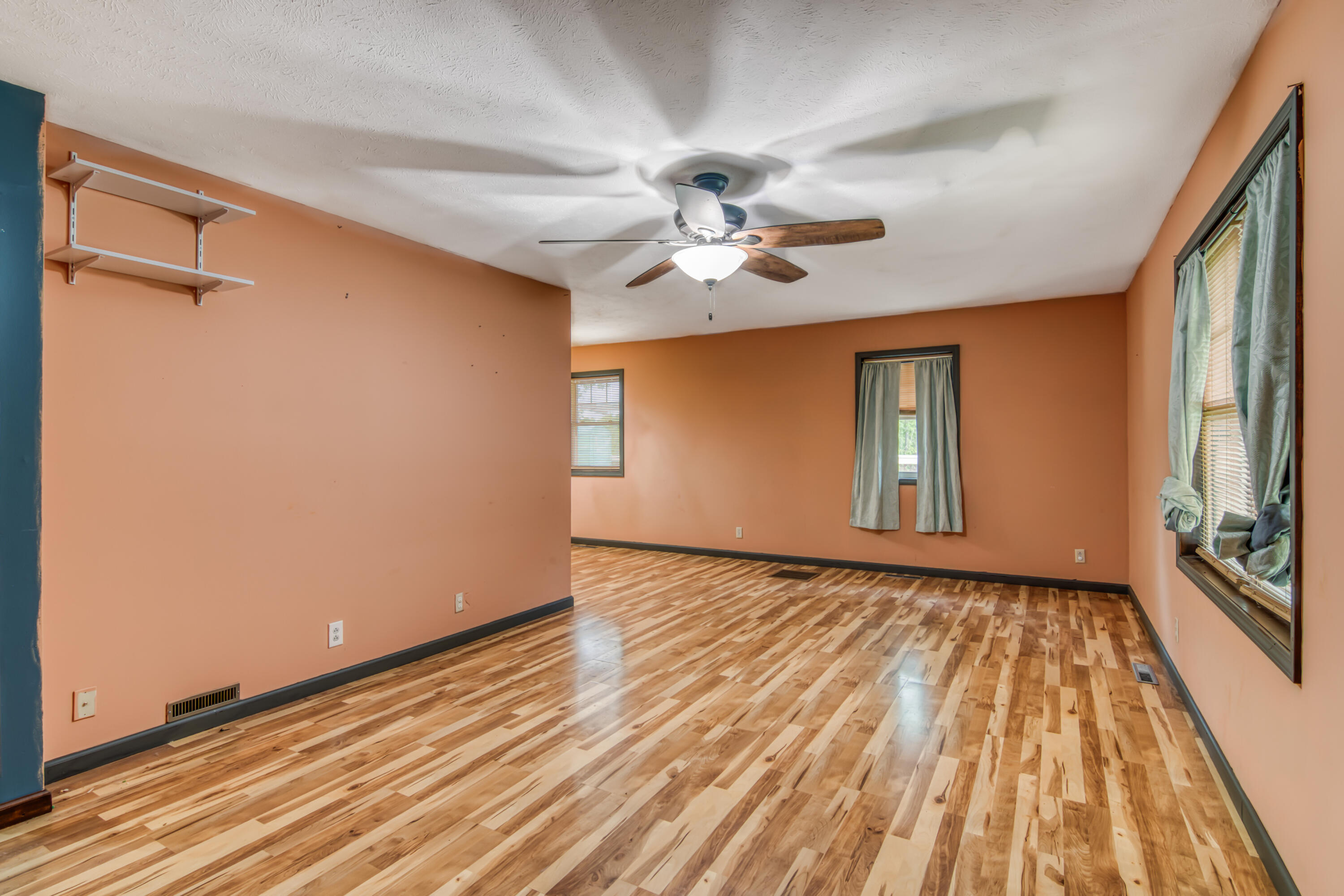 713 Taneycomo Road Property Photo 8