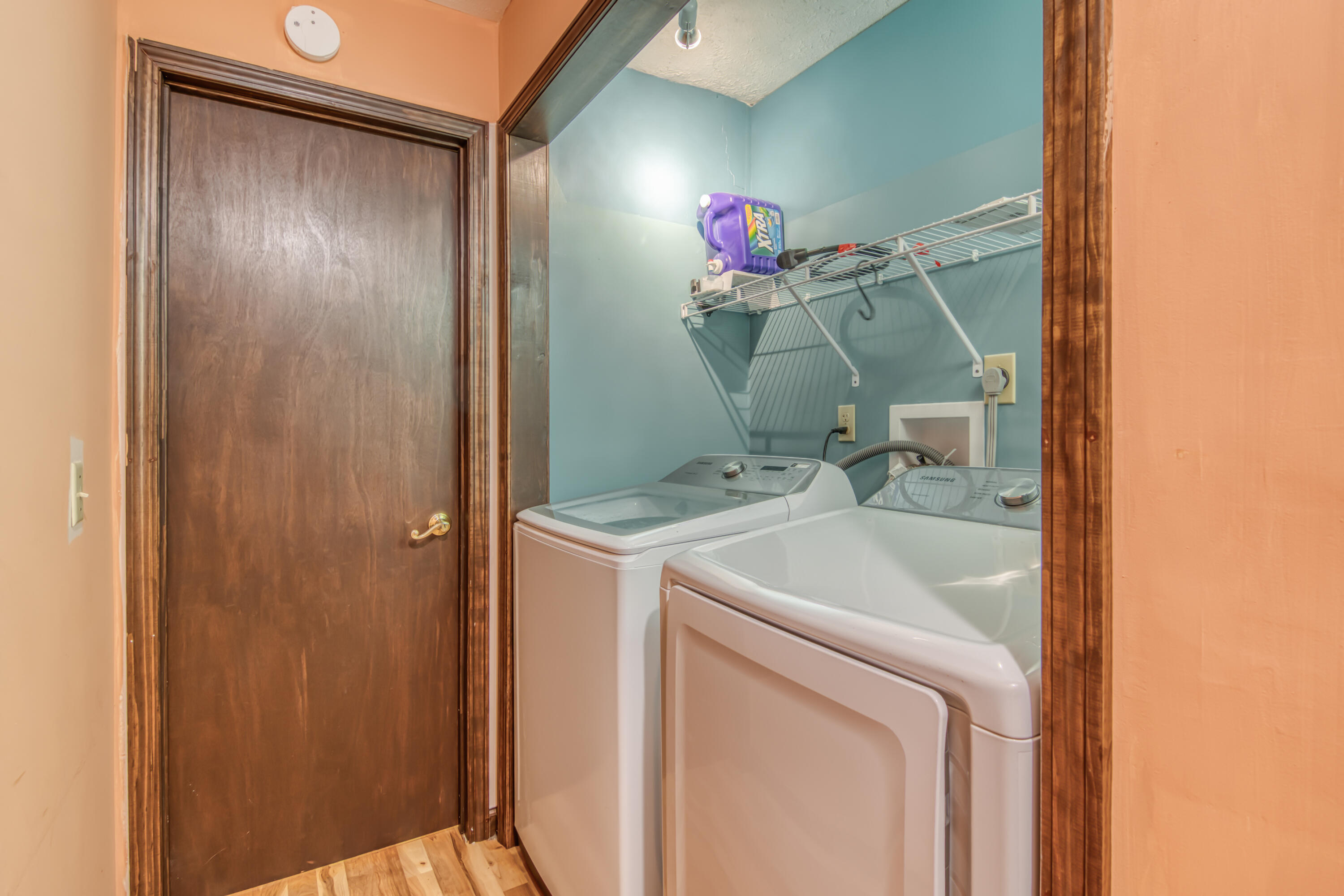 713 Taneycomo Road Property Photo 14