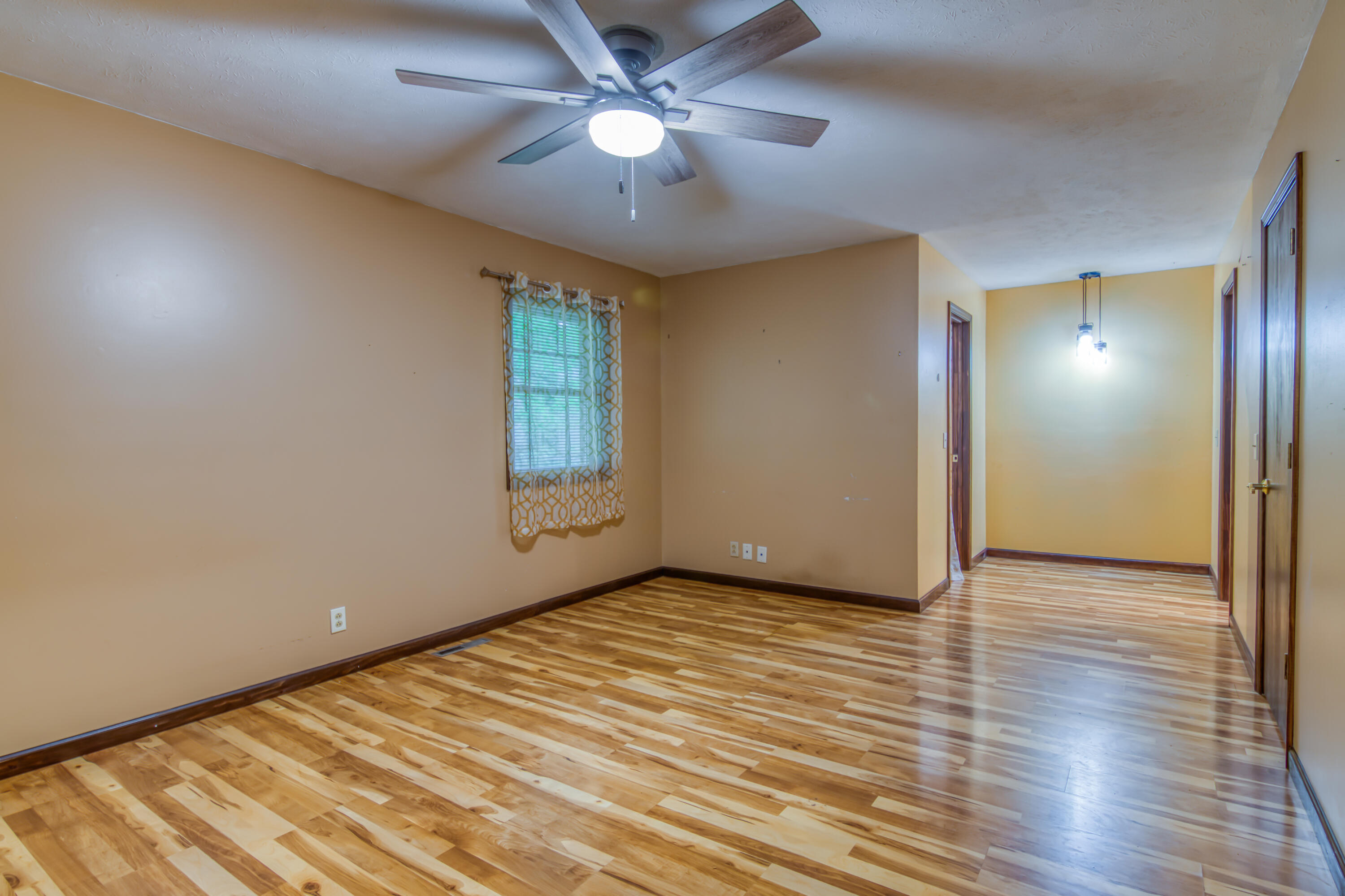 713 Taneycomo Road Property Photo 20