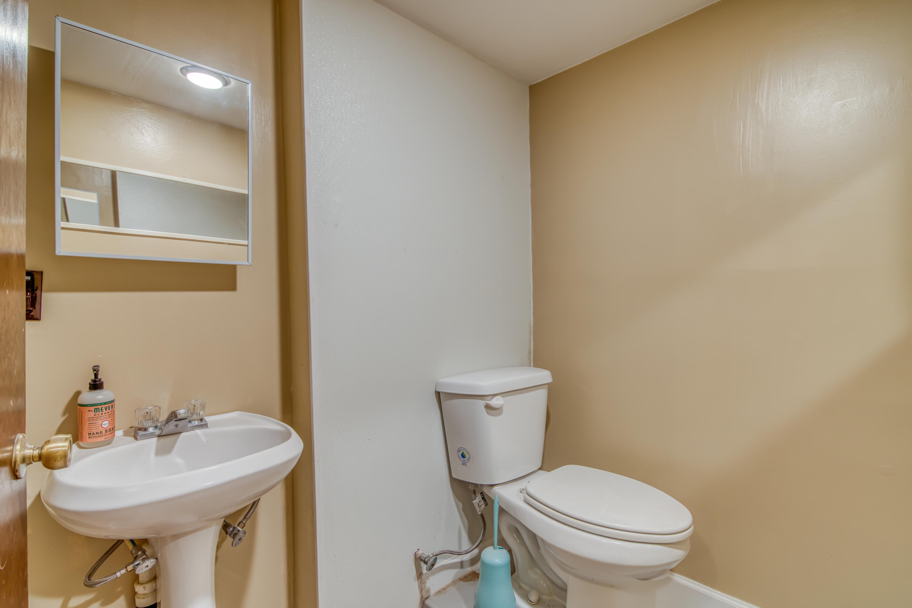 713 Taneycomo Road Property Photo 24