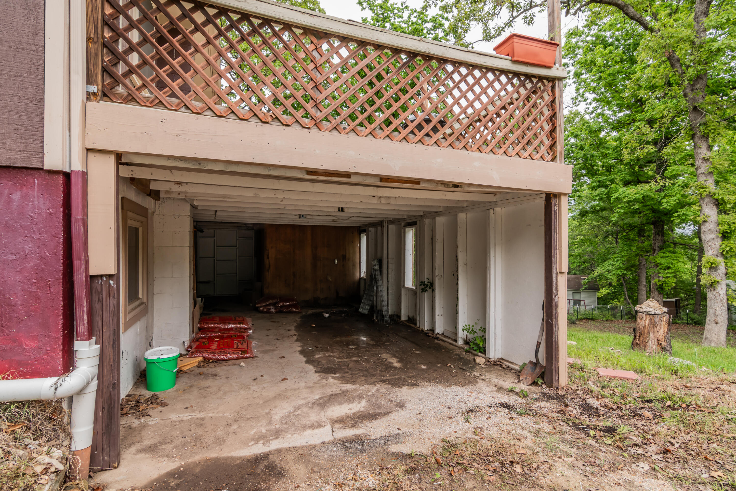 713 Taneycomo Road Property Photo 37