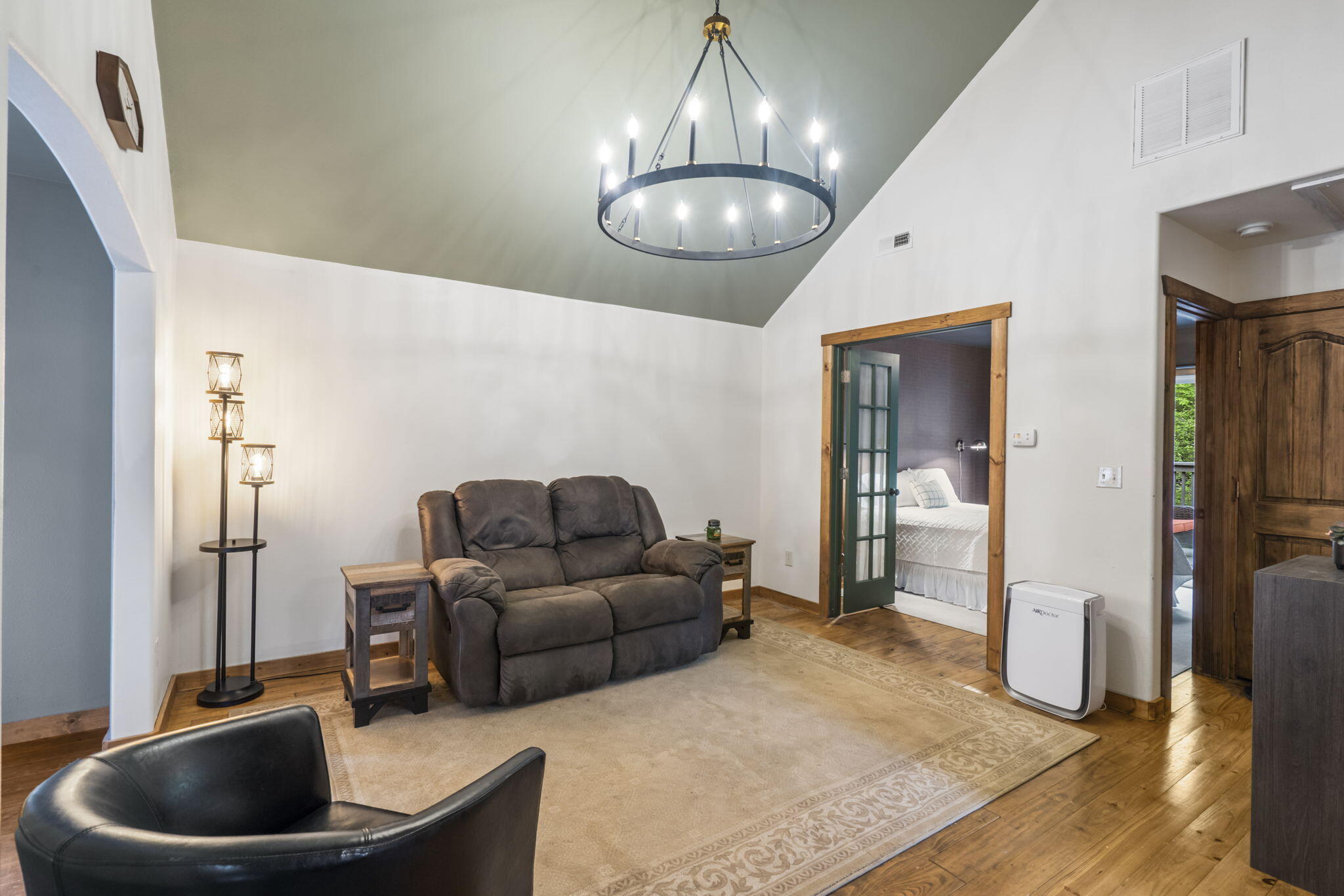 1226 Peace In Valley Road Property Photo 8