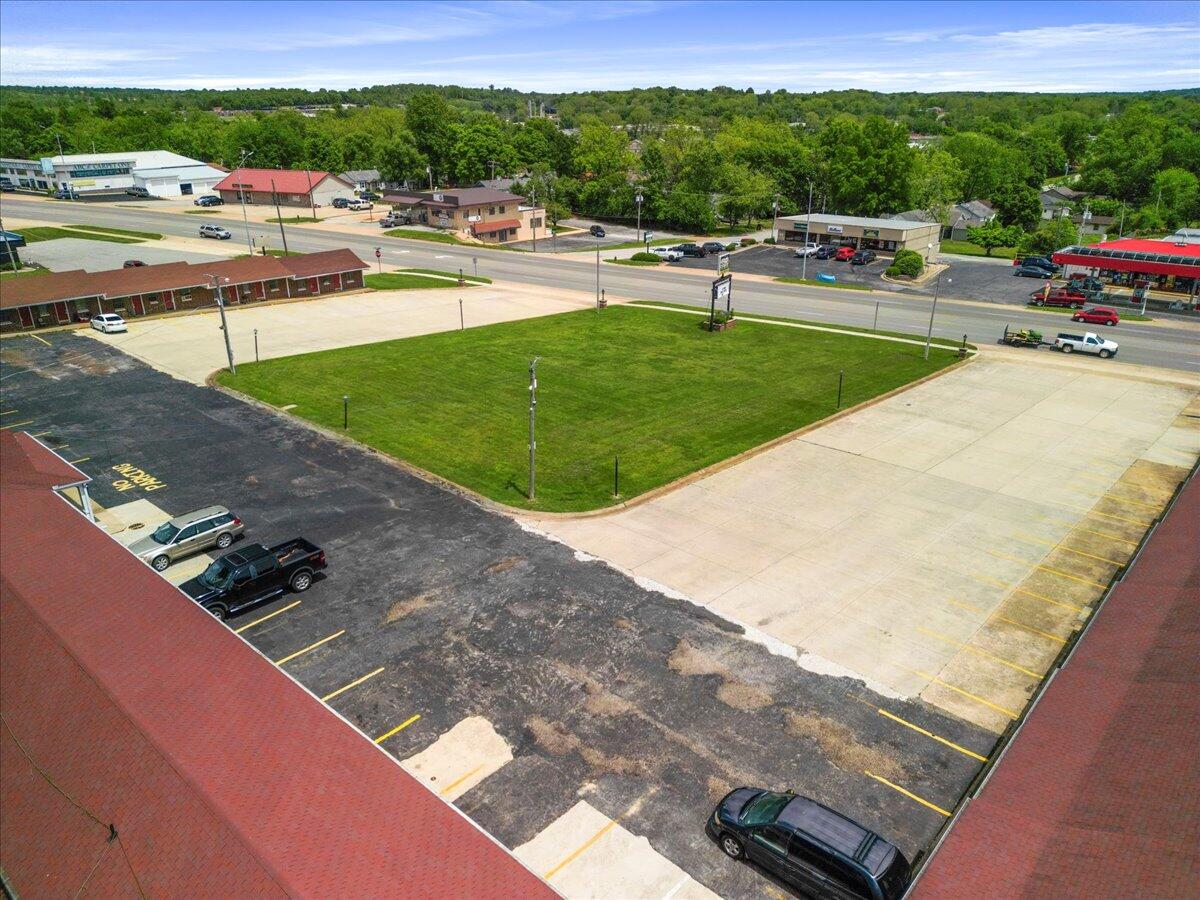 505 Porter Wagoner Boulevard Property Photo 30