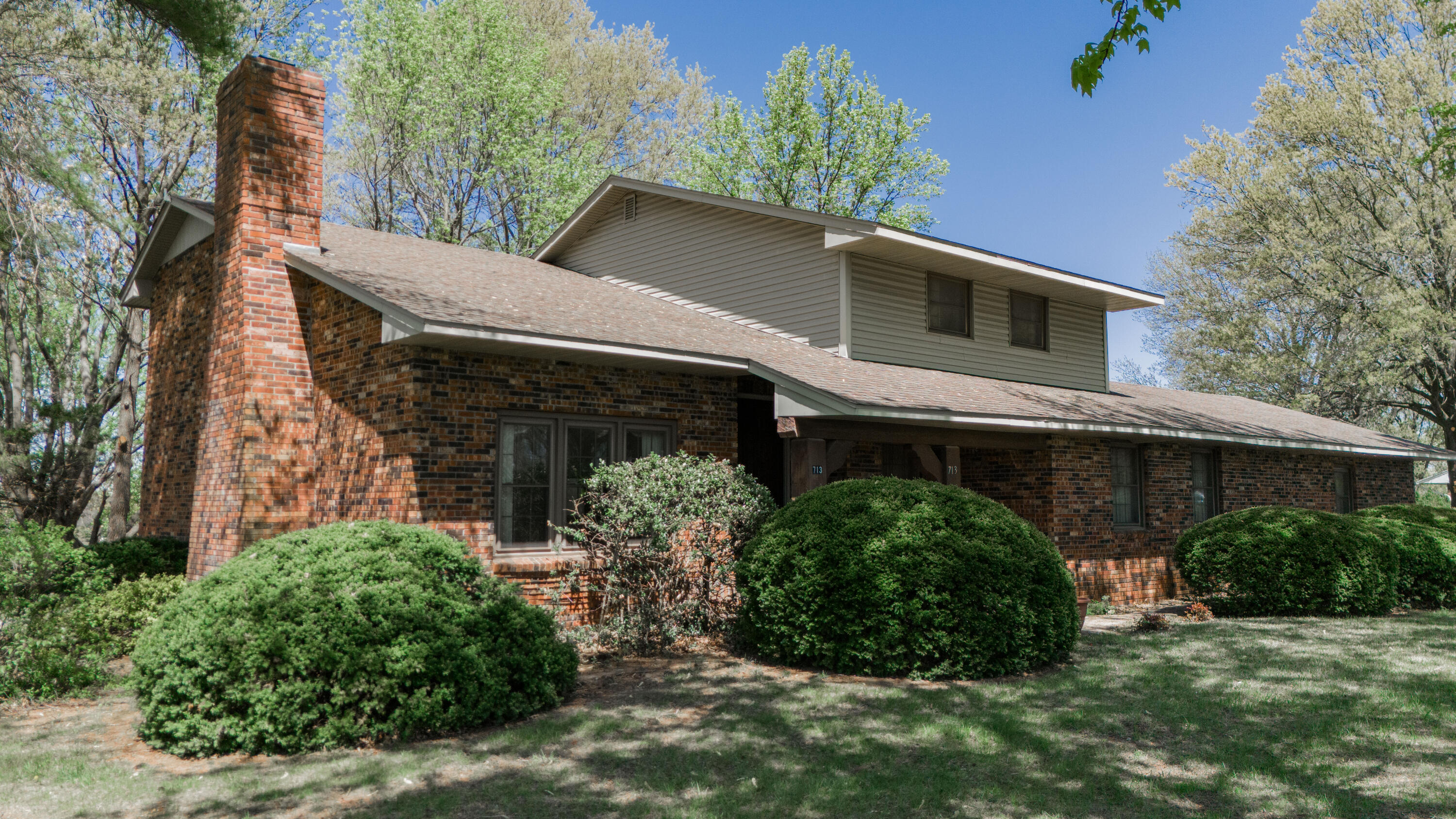713 Highway J Property Photo 2