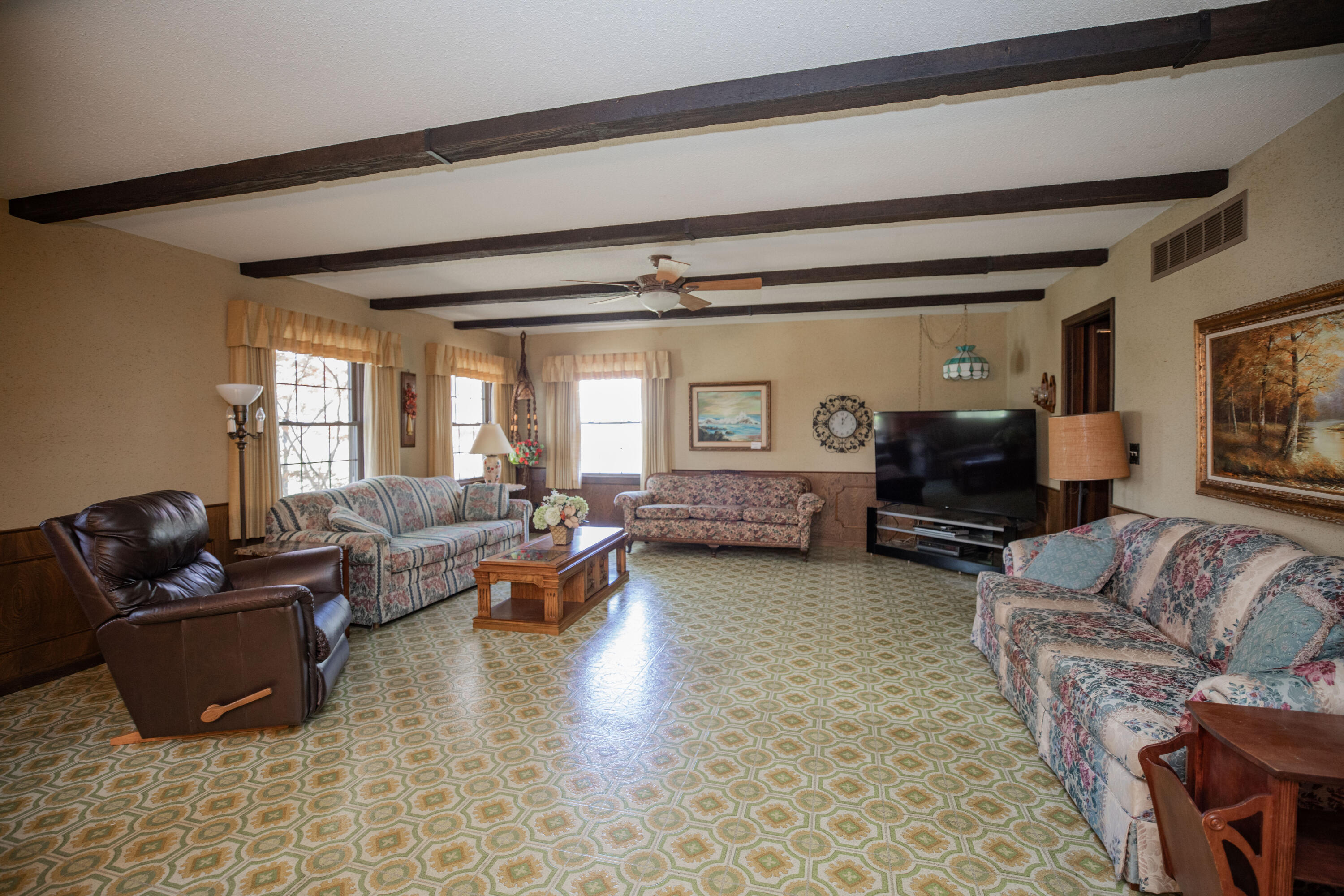 713 Highway J Property Photo 17