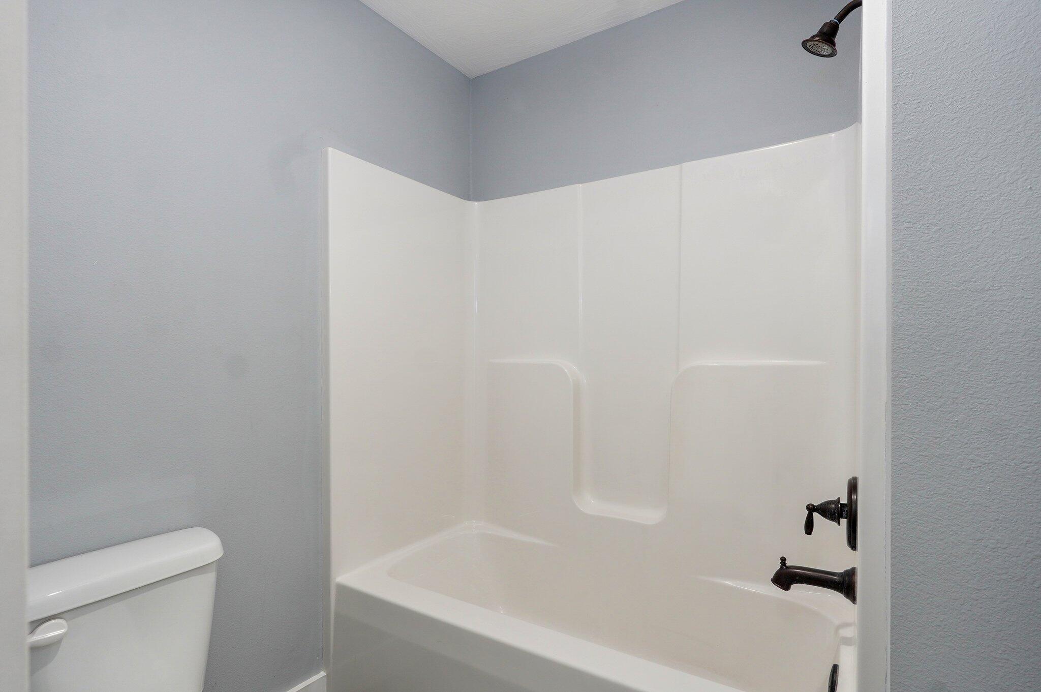 1404 East Hayloft Drive Property Photo 23