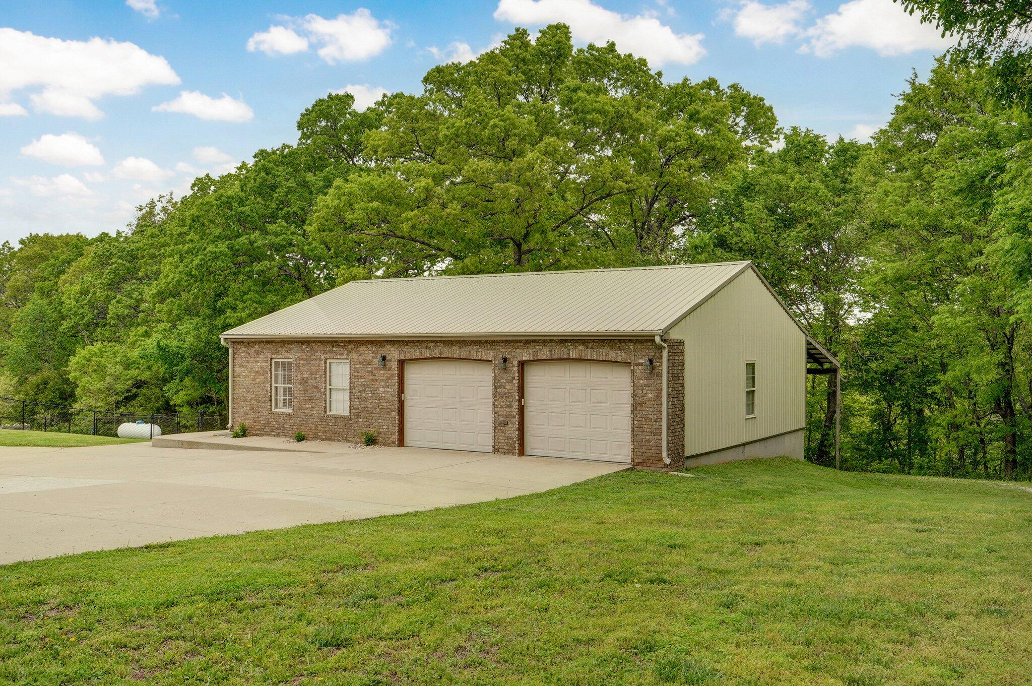 3737 Smyrna Road Property Photo 4
