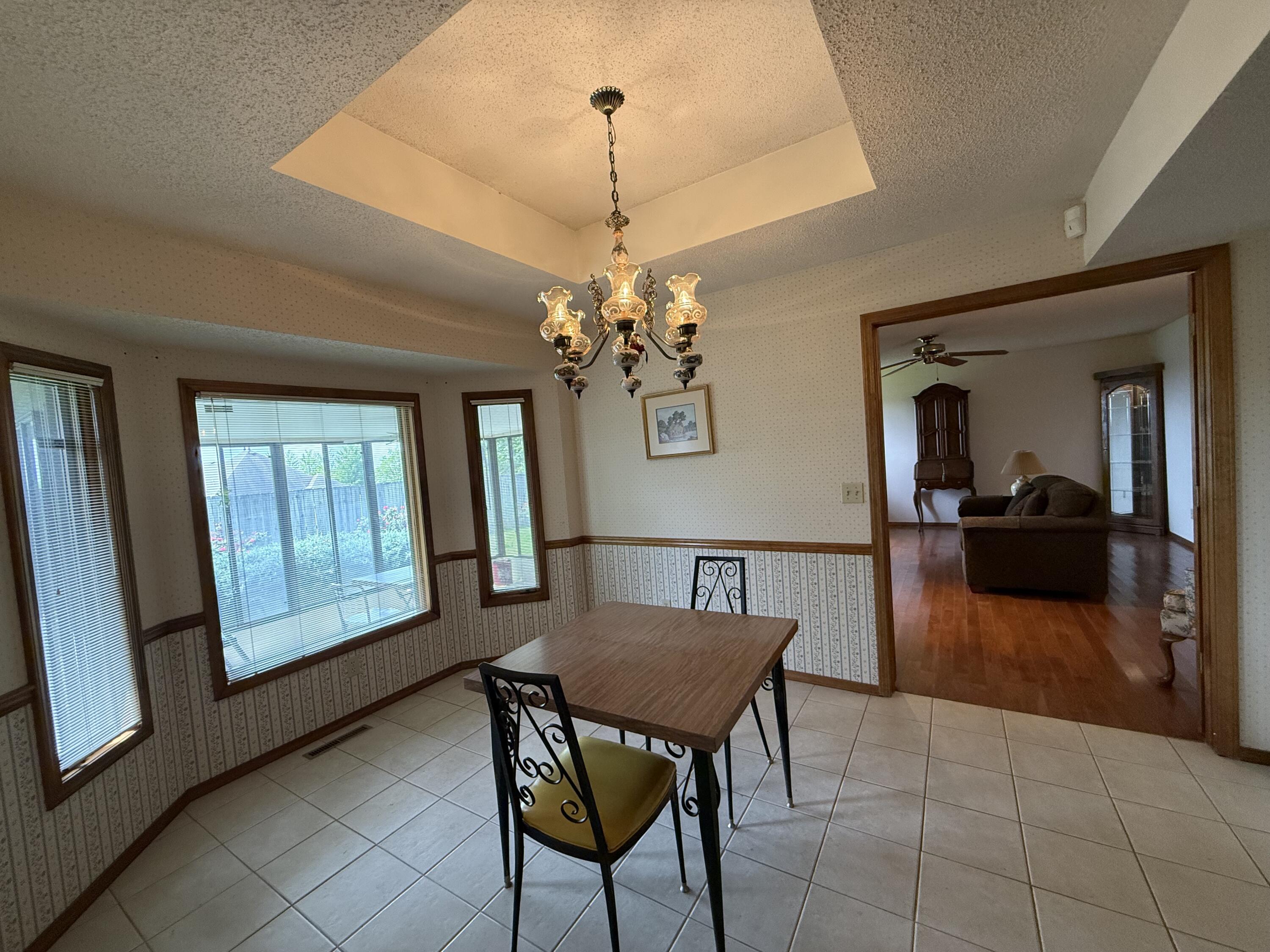 1564 East Powell Street Property Photo 13