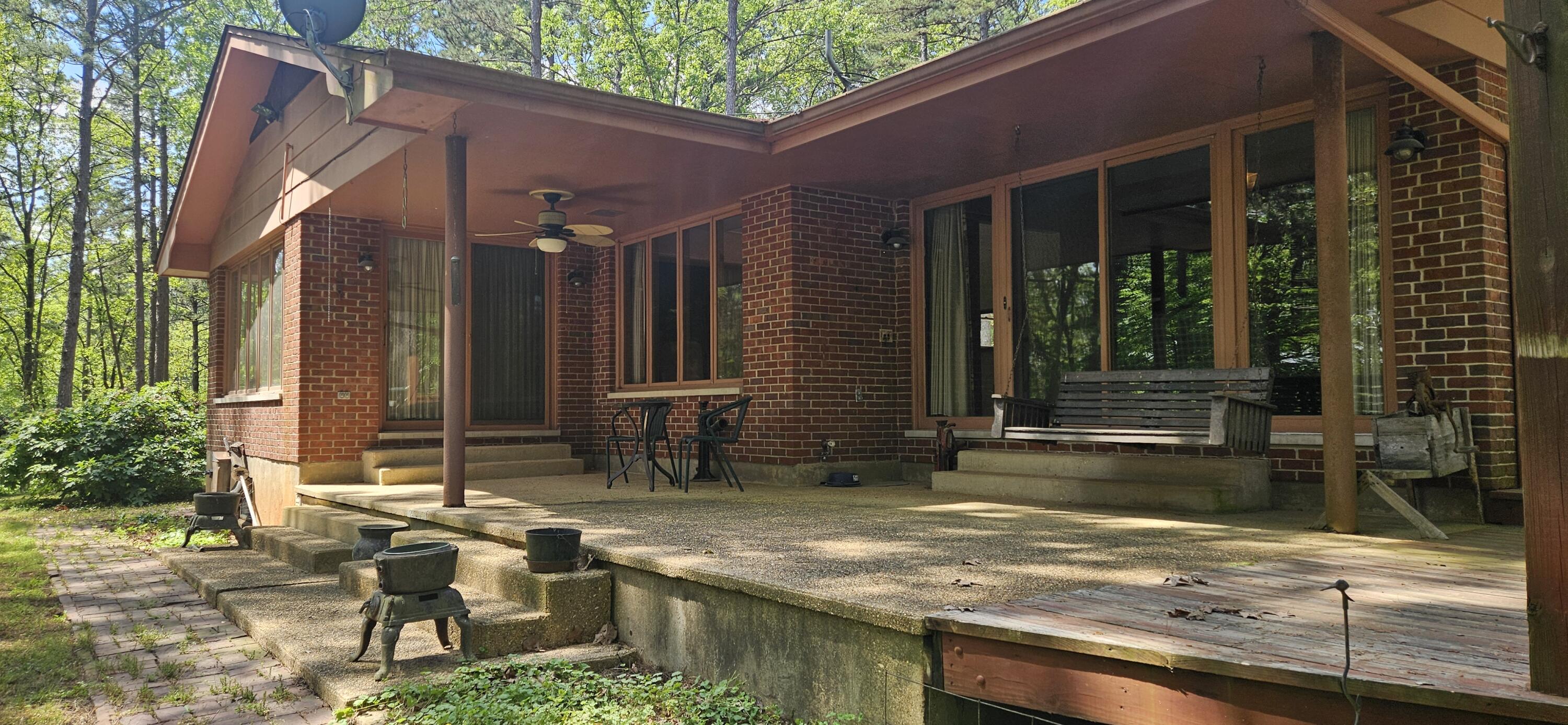 251 Rays Road Property Photo 2