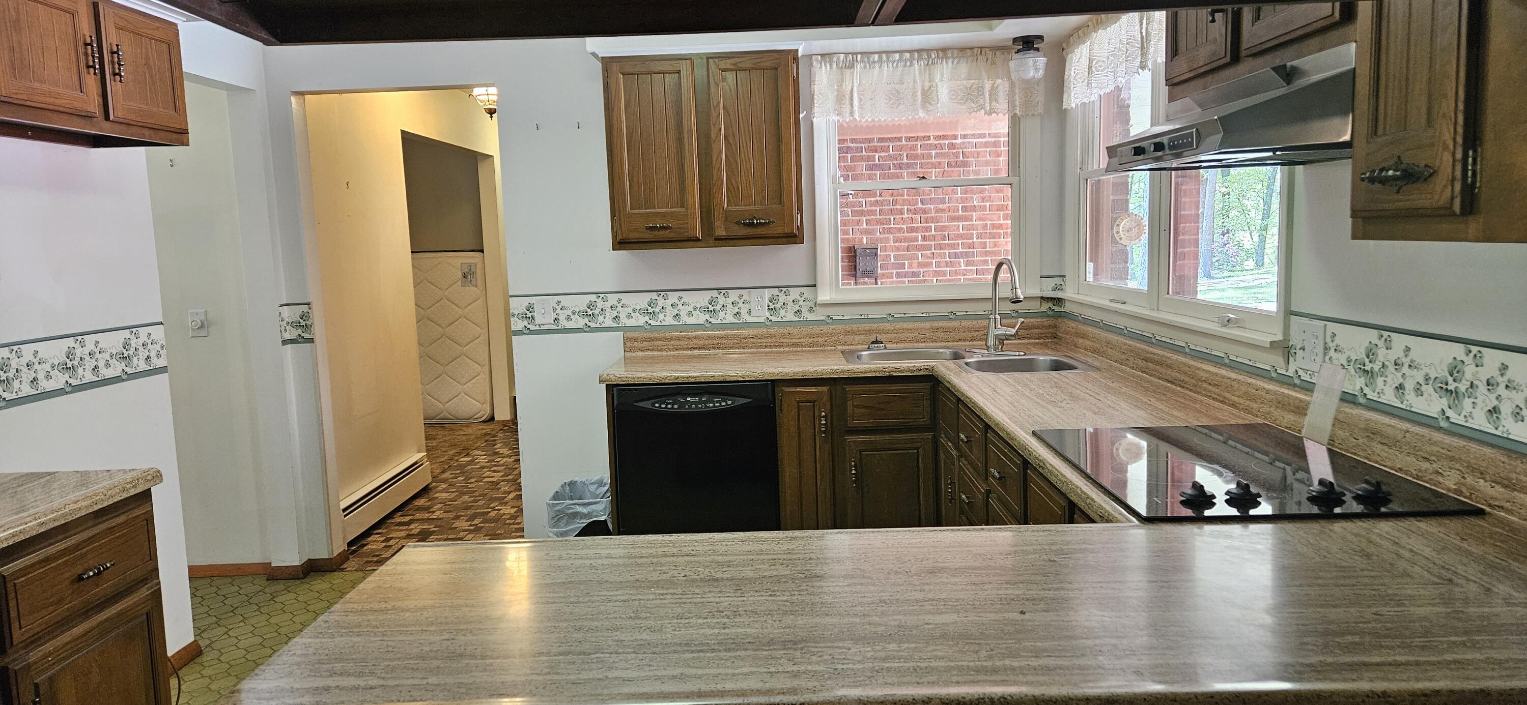 251 Rays Road Property Photo 15