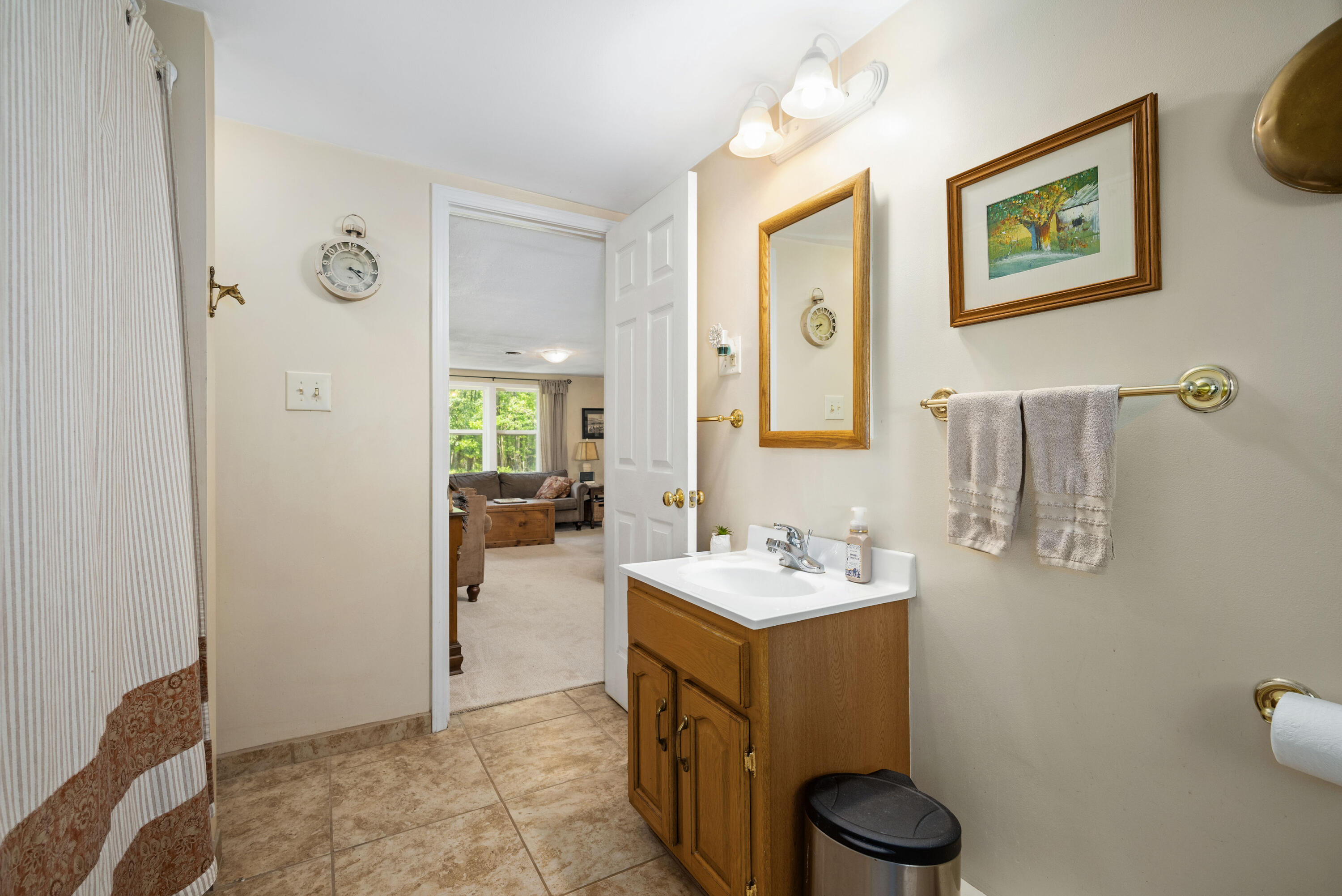 4293 Farm Road 1020 Property Photo 24