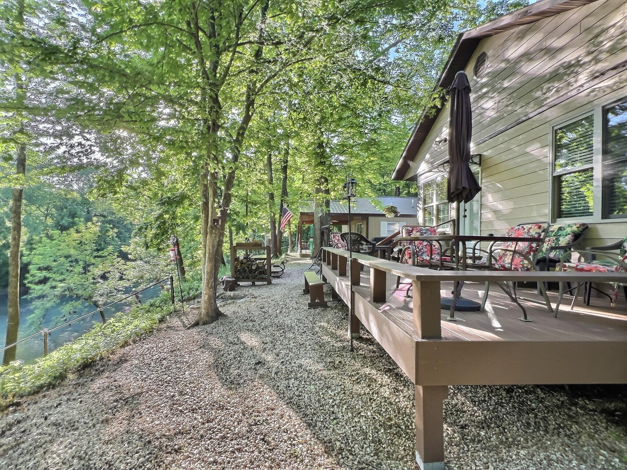 1424 Brown Road Property Photo 10