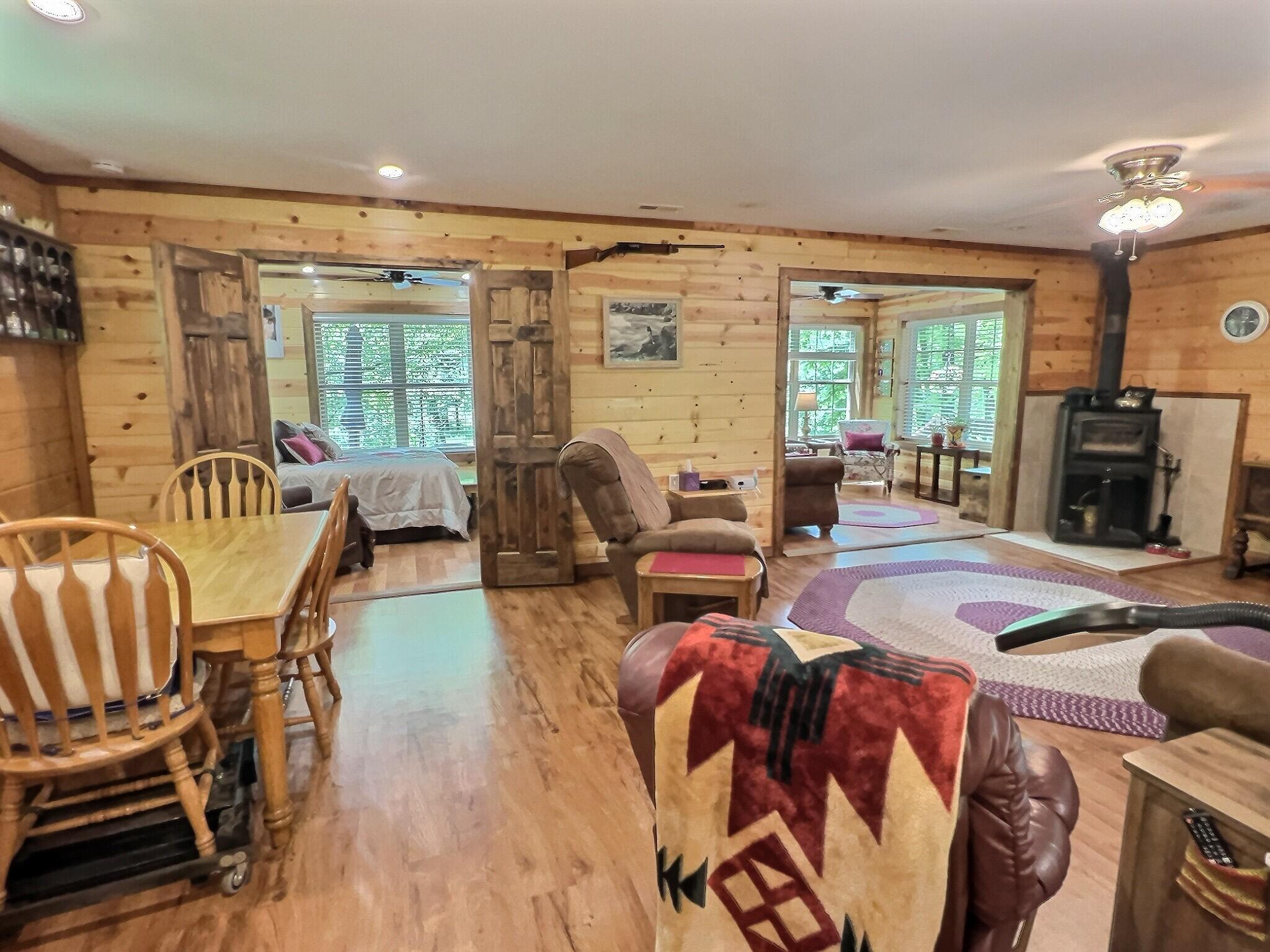 1424 Brown Road Property Photo 13