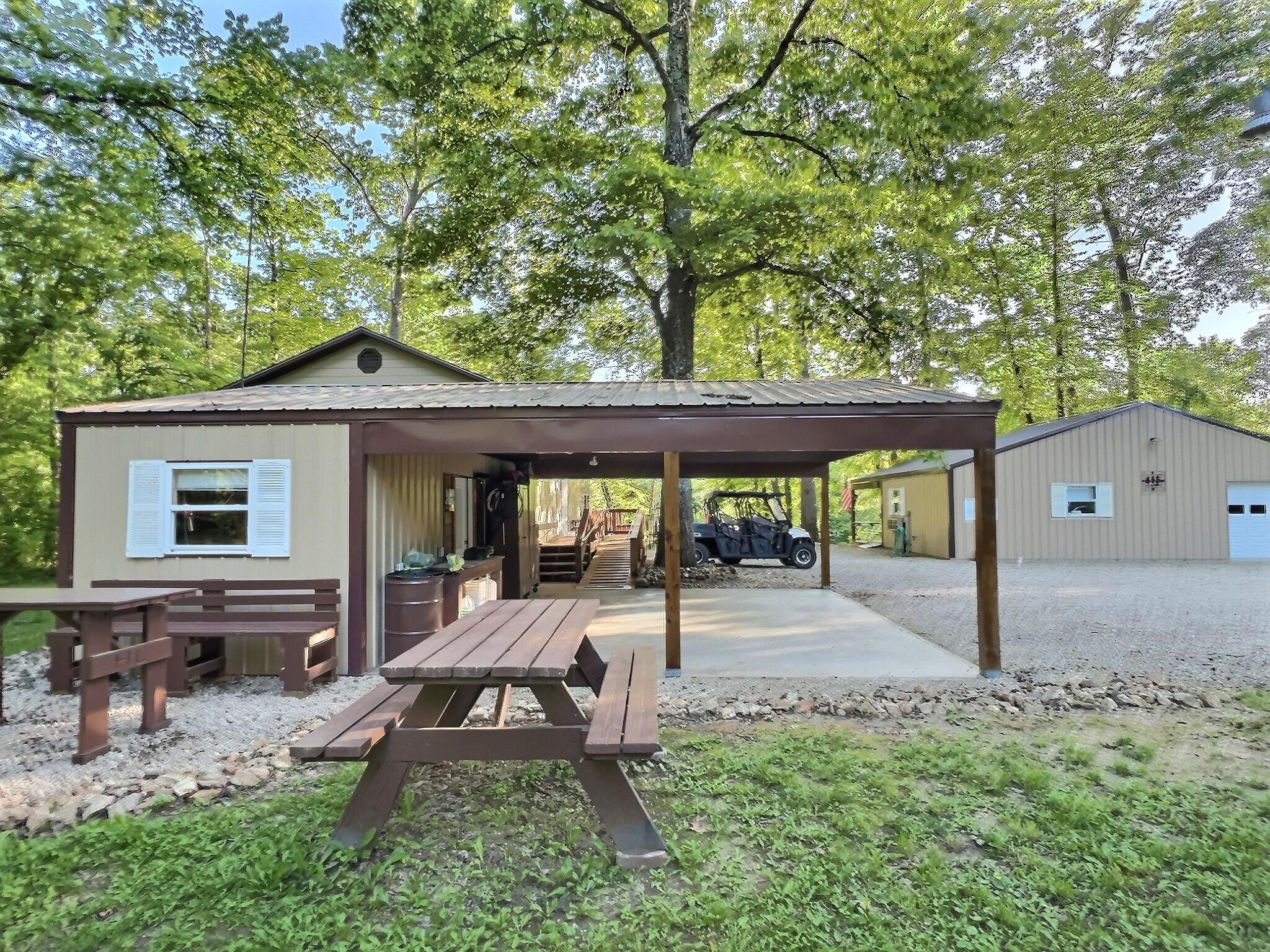 1424 Brown Road Property Photo 27