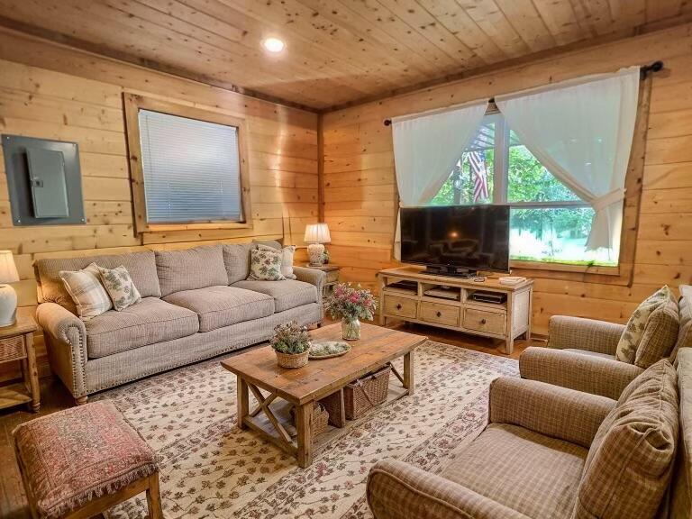 1424 Brown Road Property Photo 35