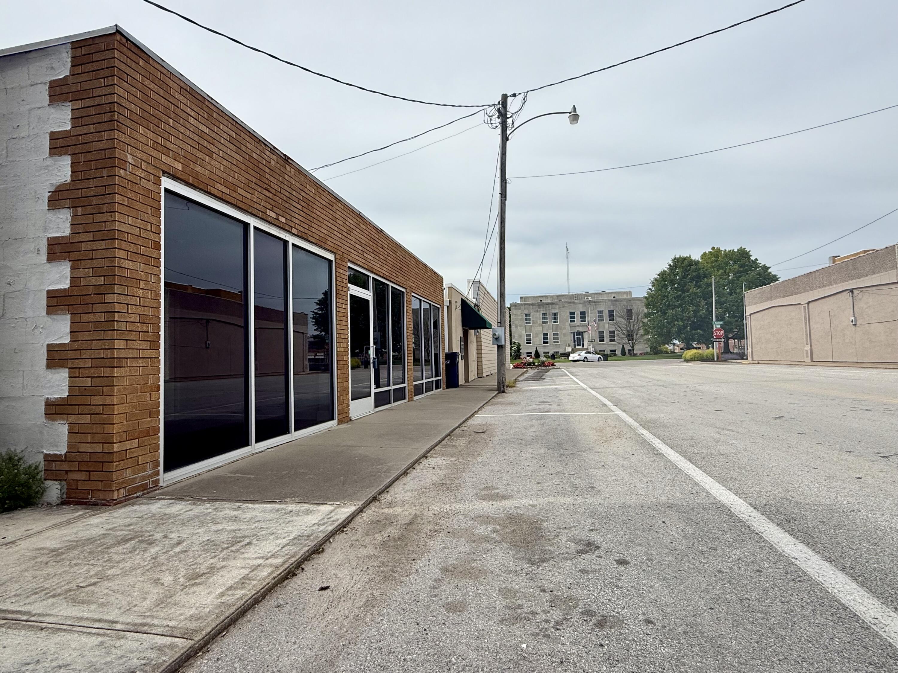 211 South Marshall Street Property Photo 2