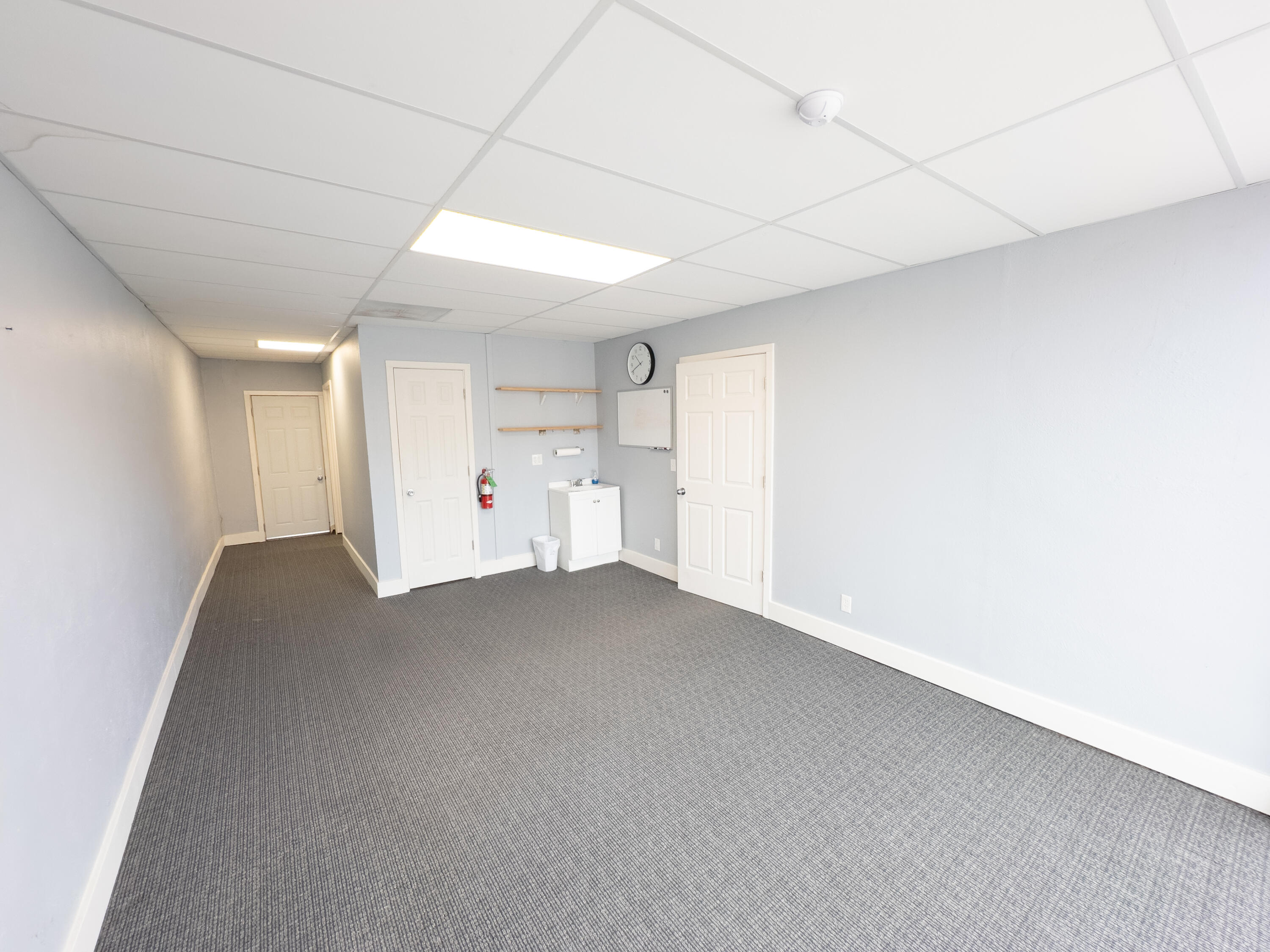 211 South Marshall Street Property Photo 17