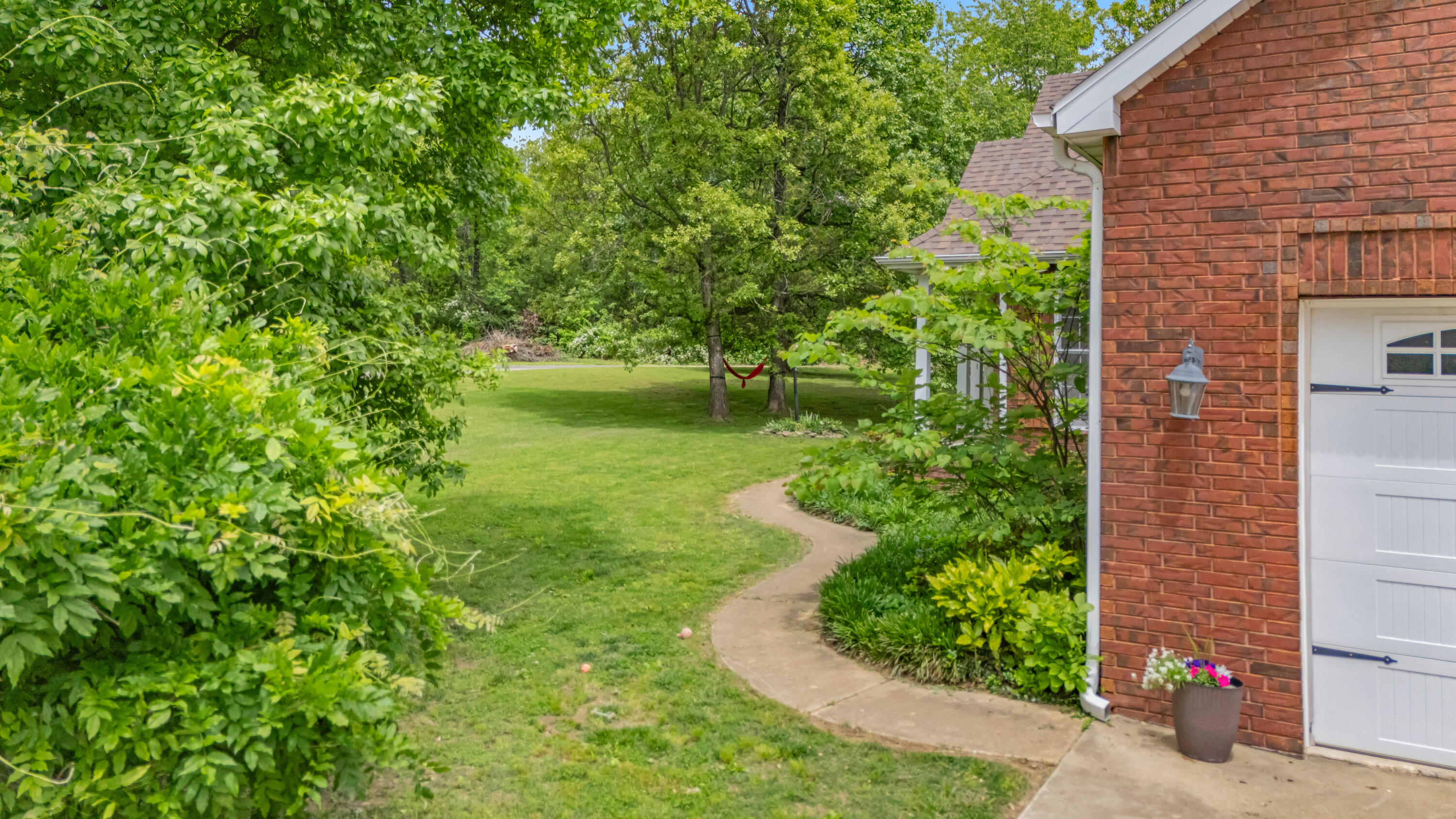 8980 Private Road 9689 Property Photo 7
