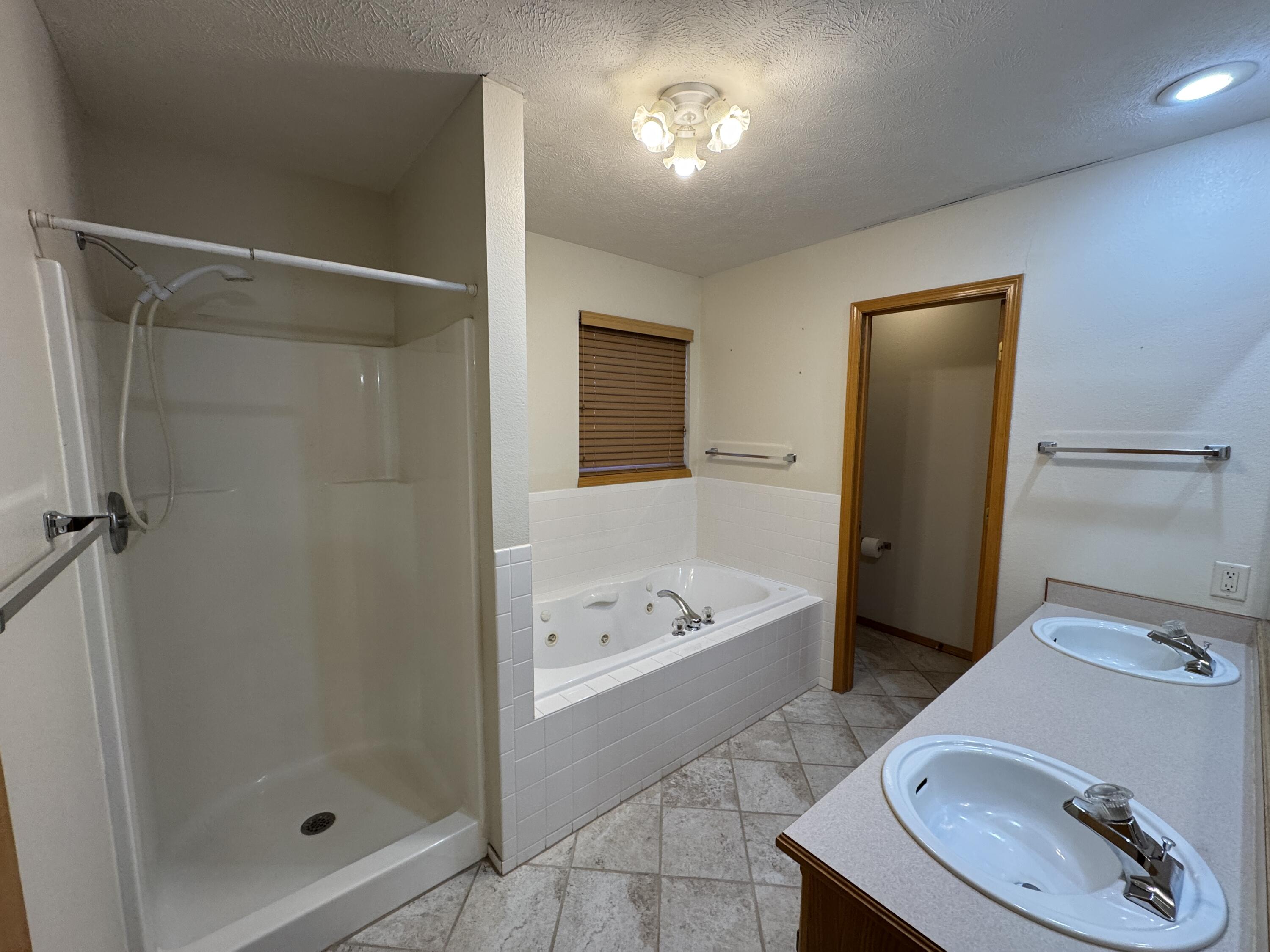 7001 Kelsay Road Property Photo 12