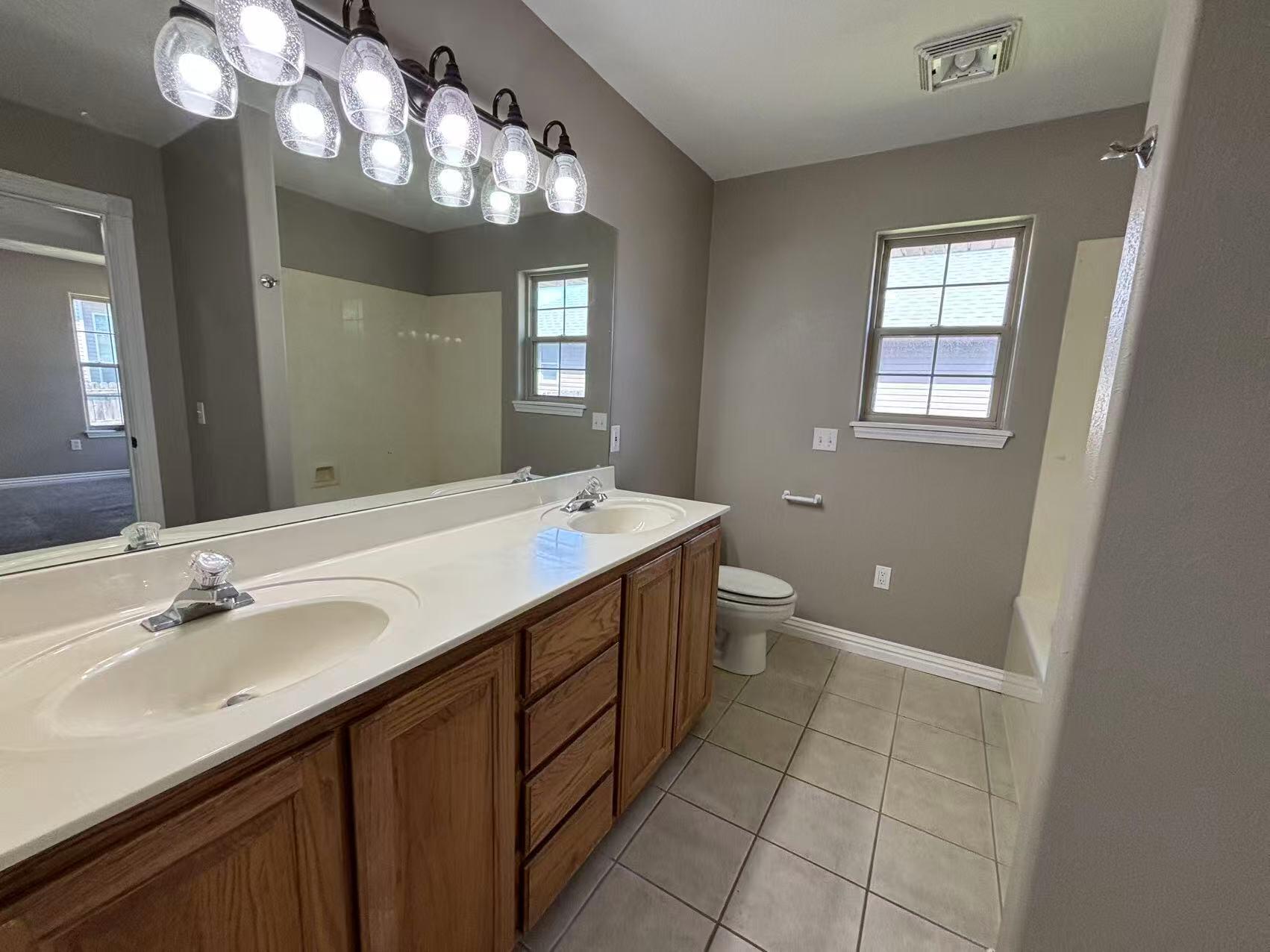 719 Silver Streak Road Property Photo 15