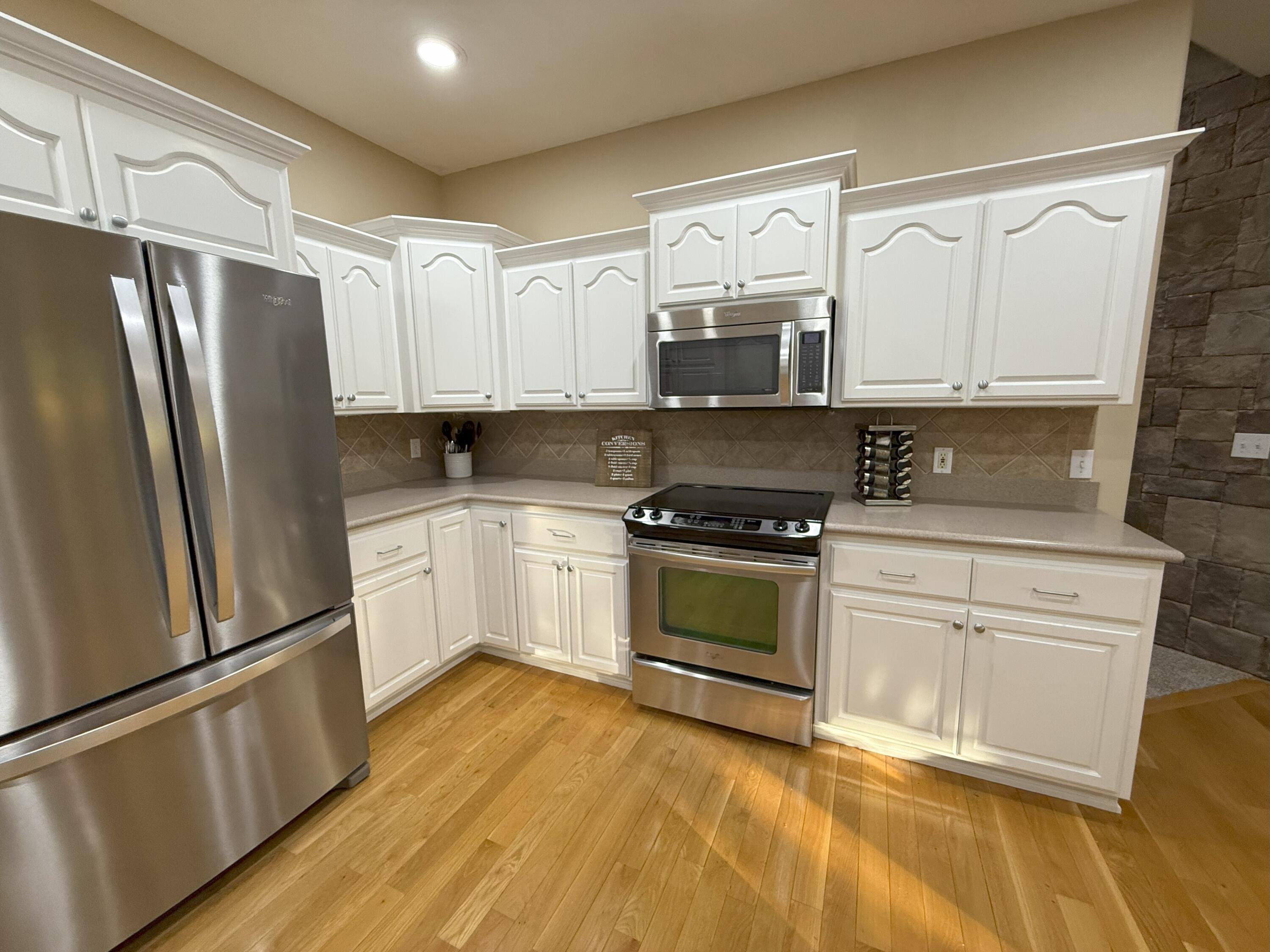 623 South Garden Way Property Photo 9