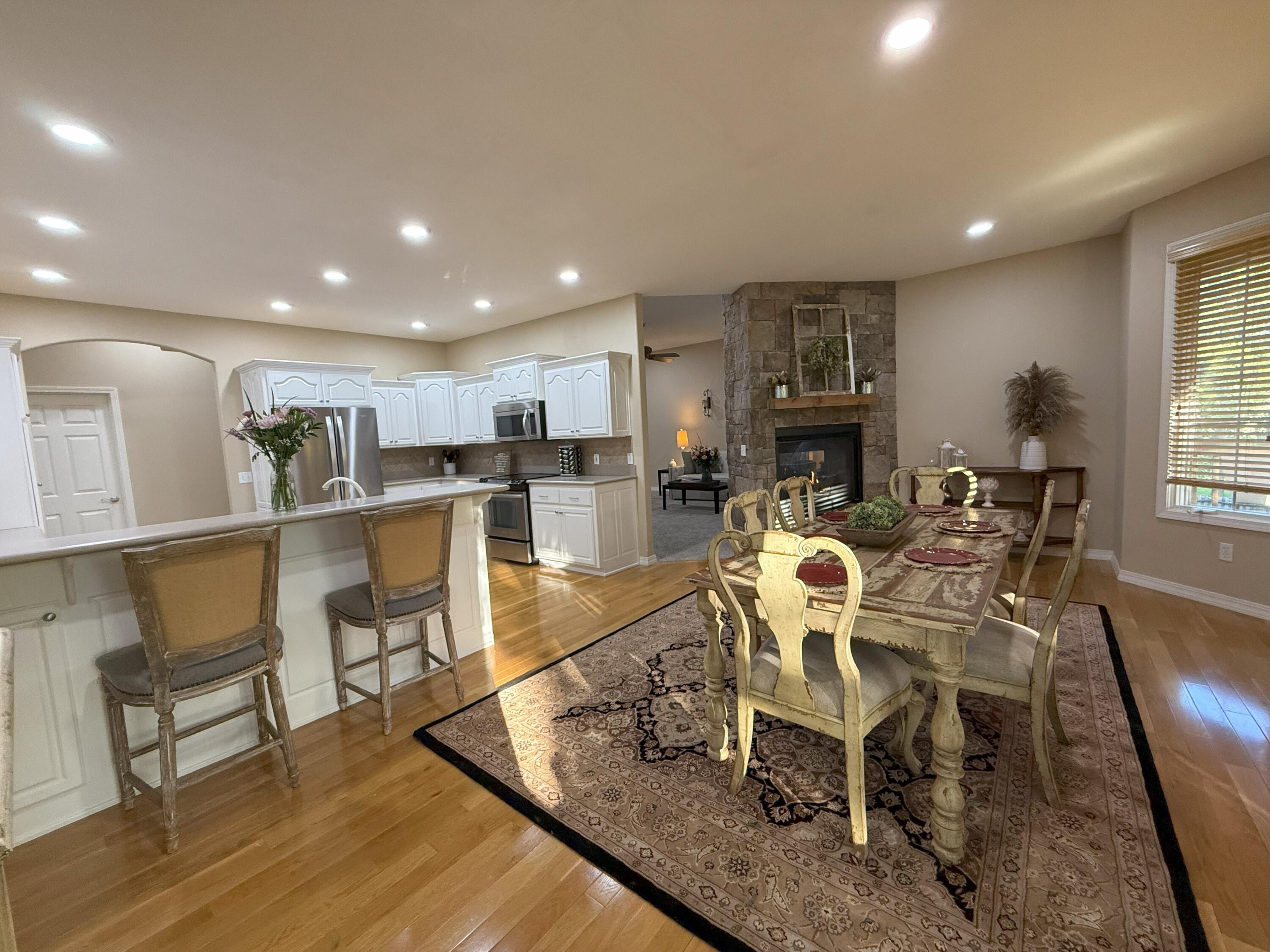623 South Garden Way Property Photo 12