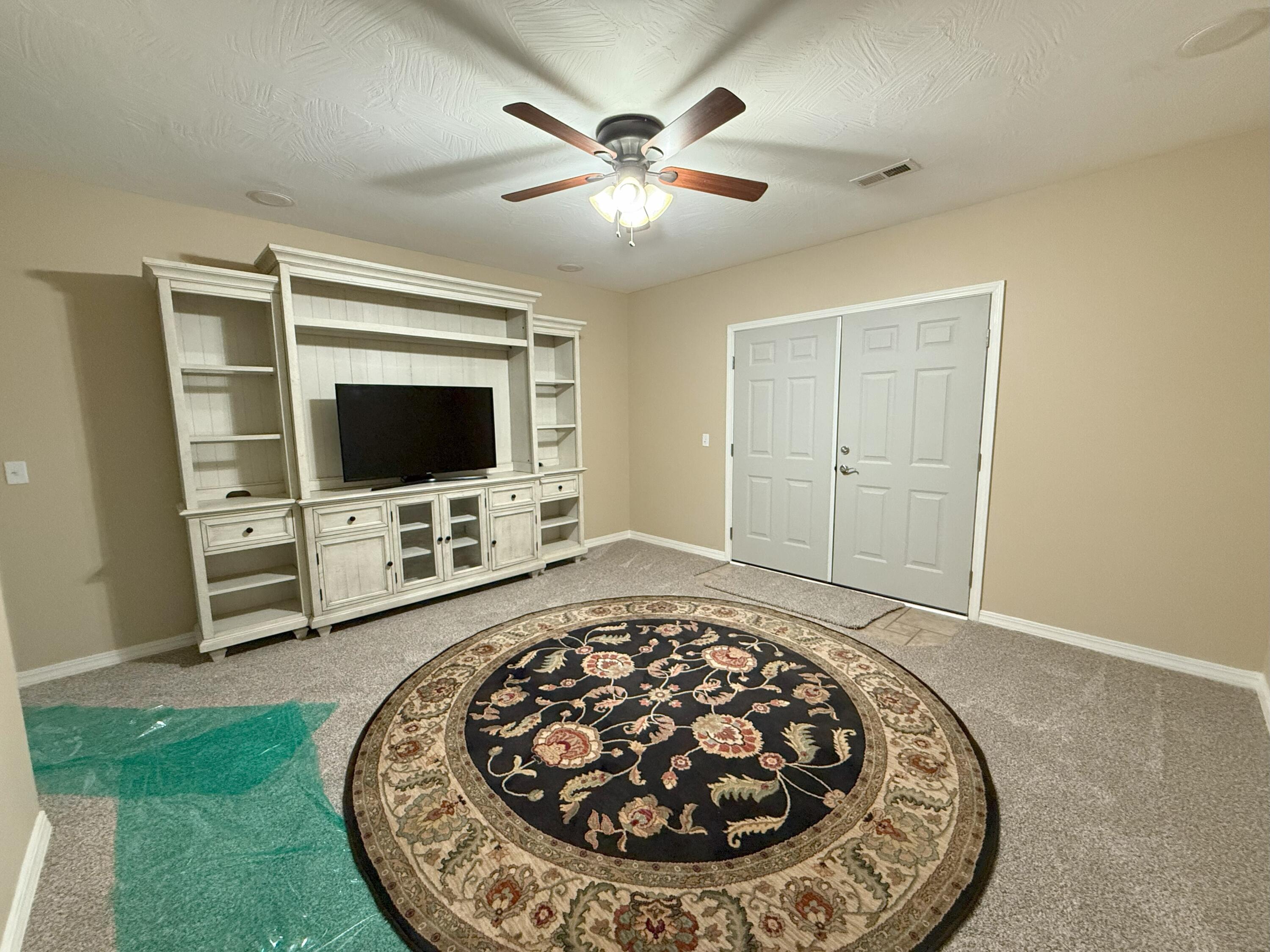 623 South Garden Way Property Photo 32