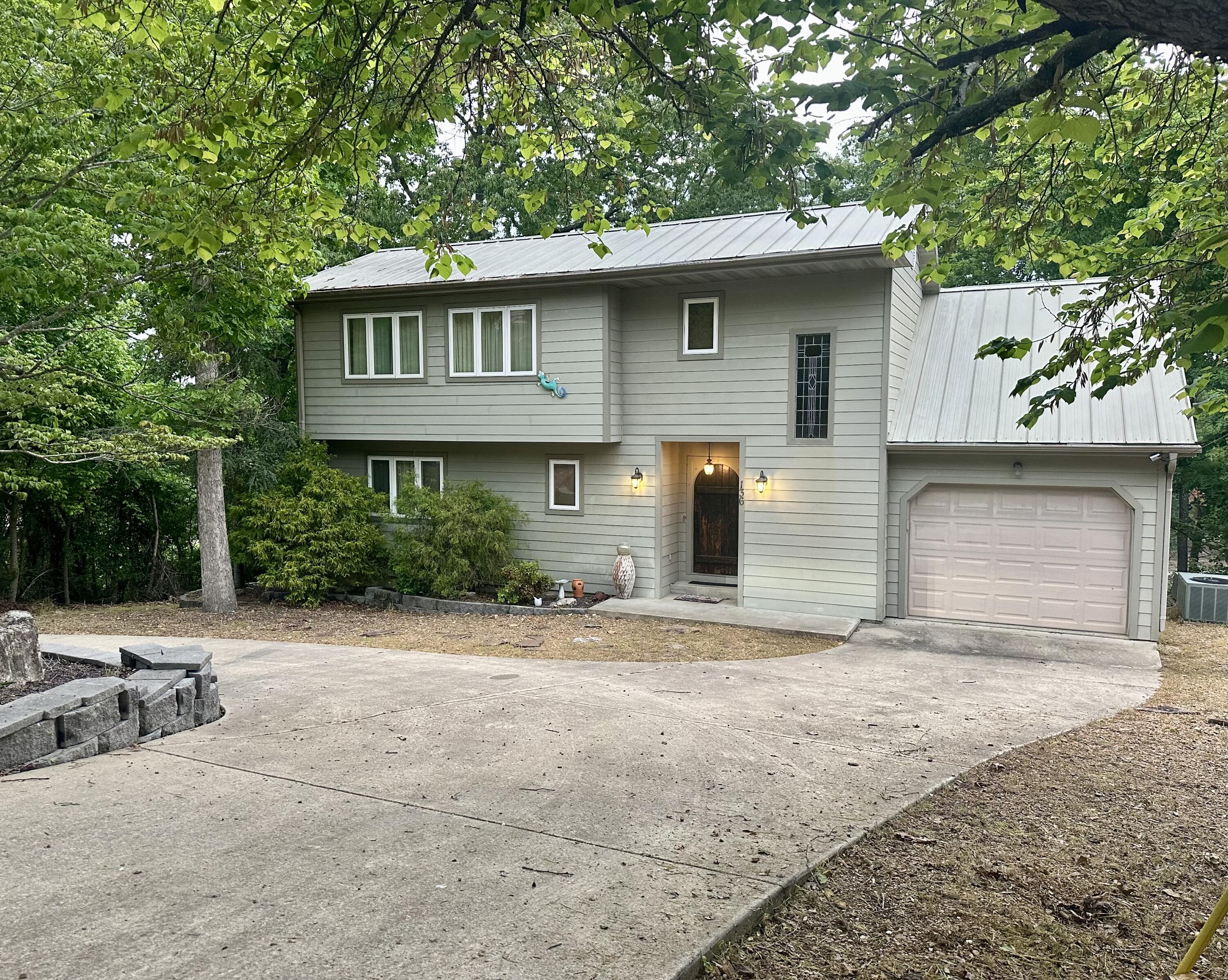 136 Riverview Drive Property Photo