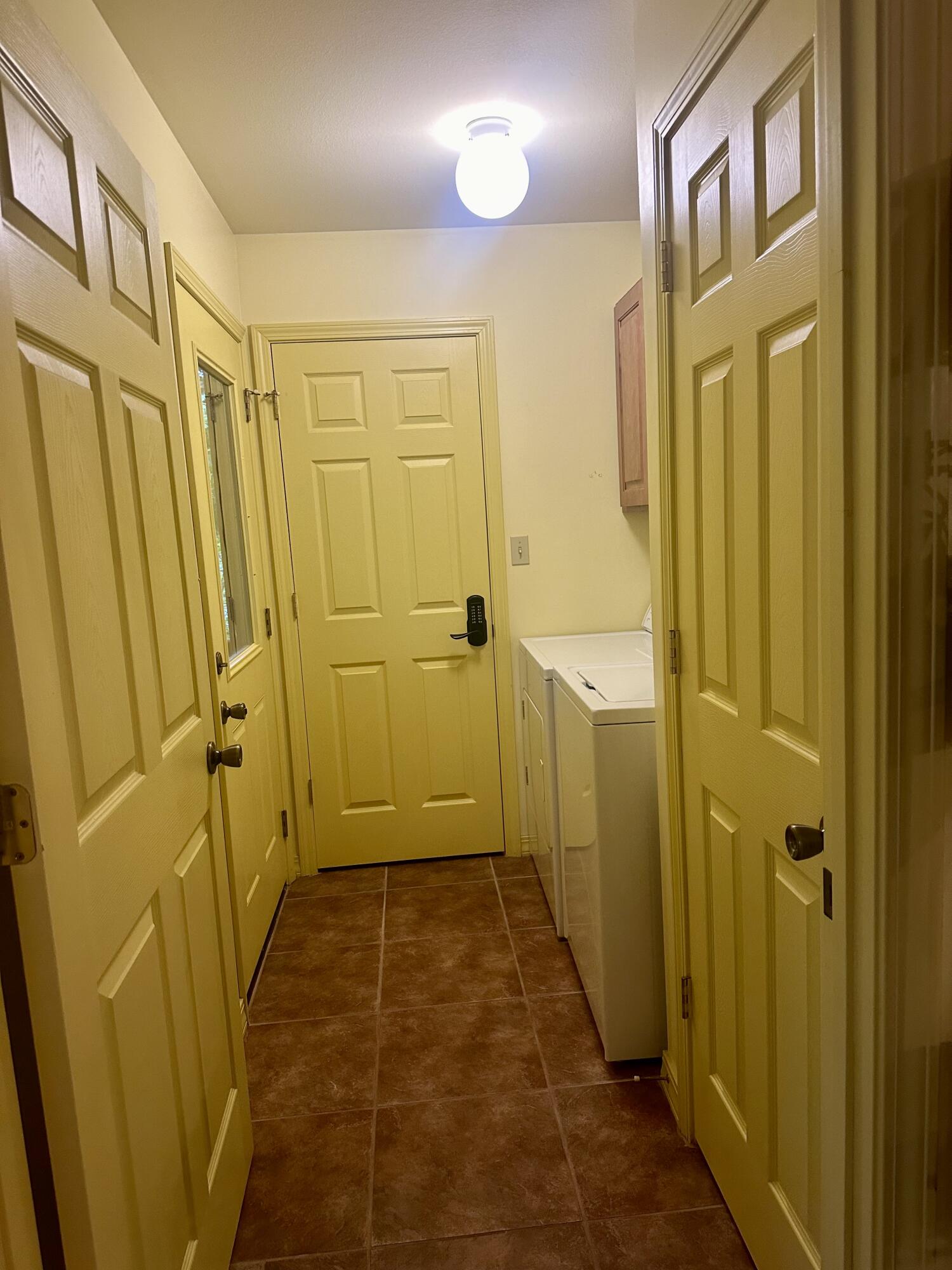 136 Riverview Drive Property Photo 15