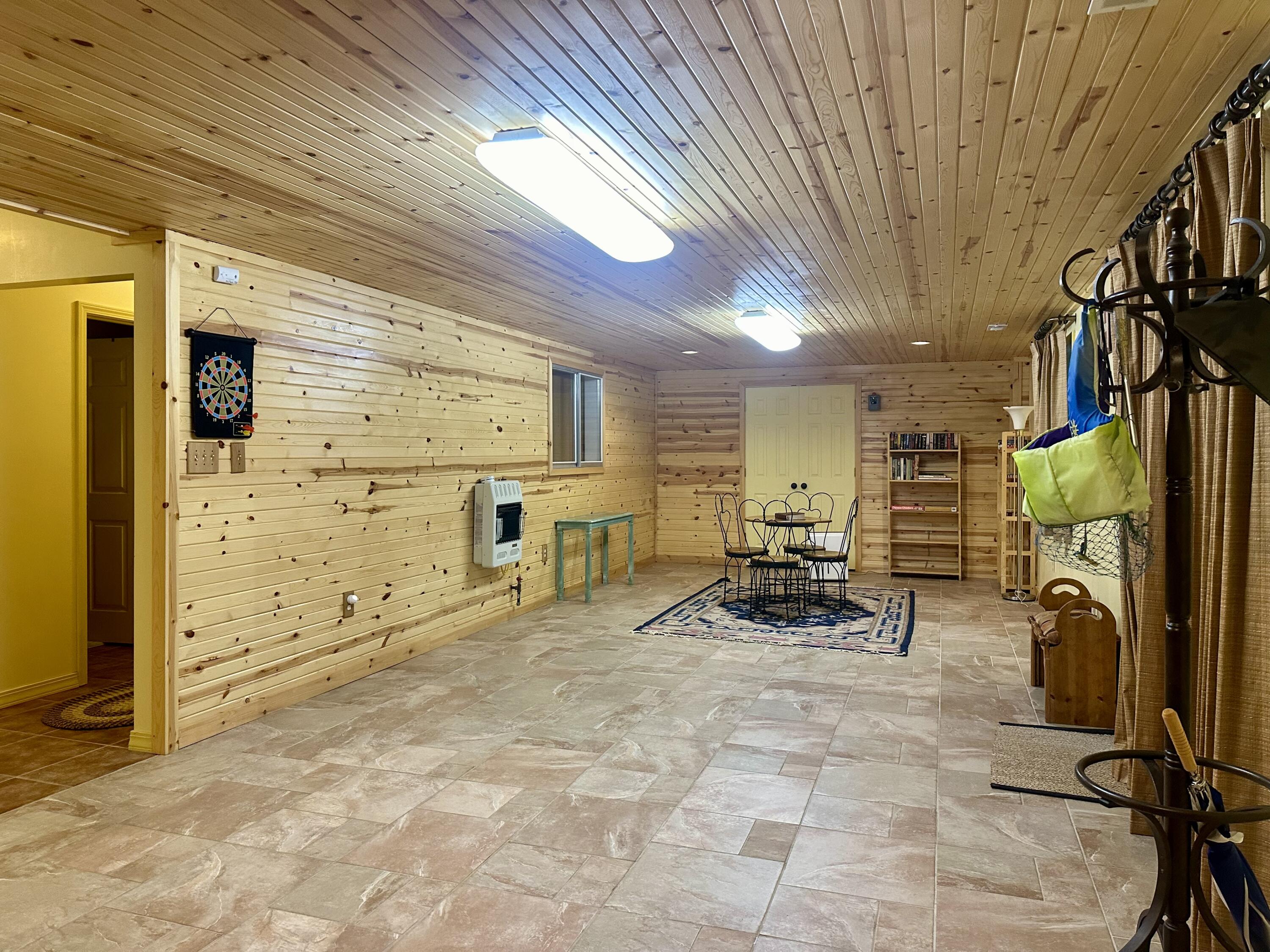 136 Riverview Drive Property Photo 29