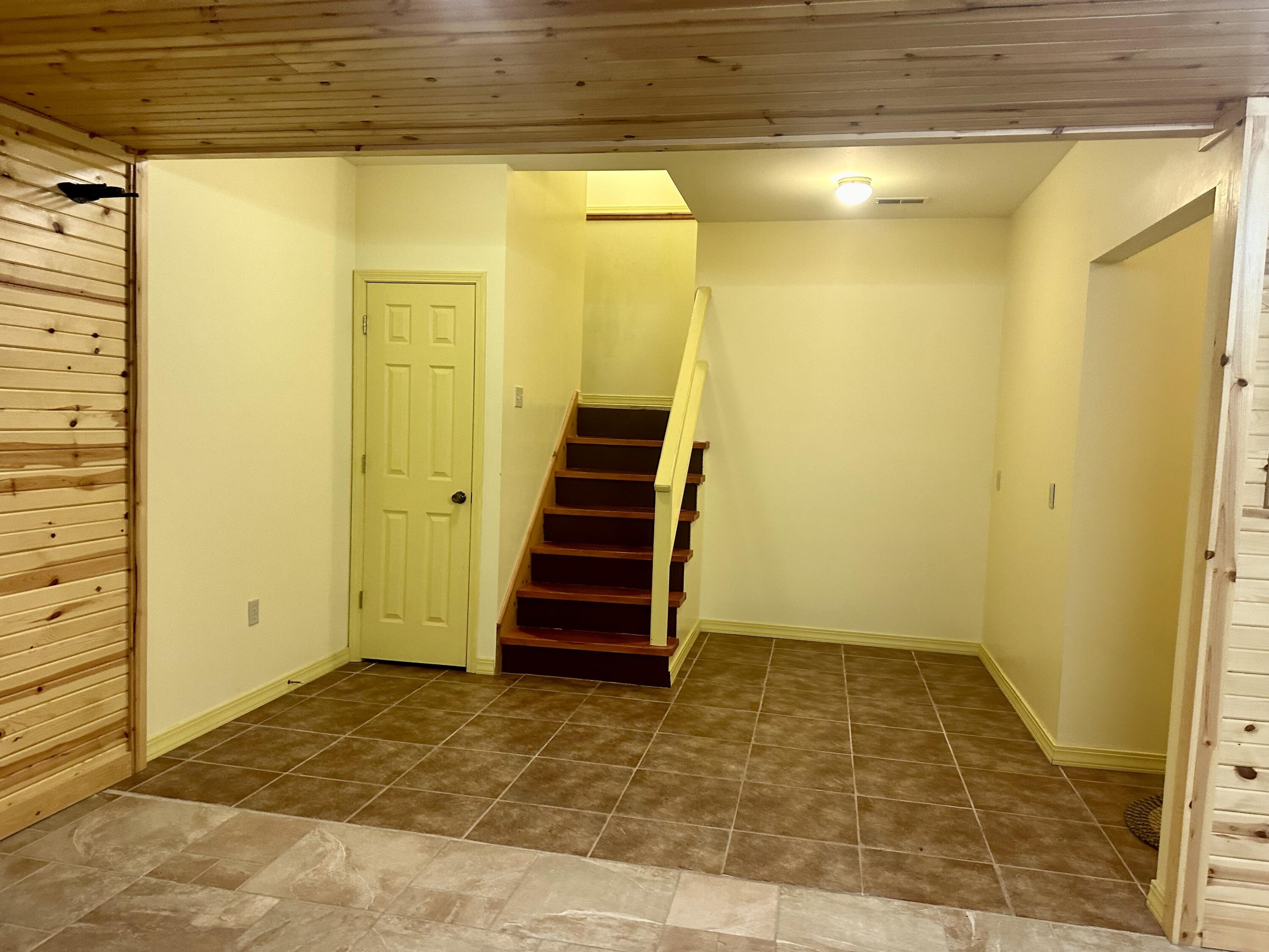 136 Riverview Drive Property Photo 37