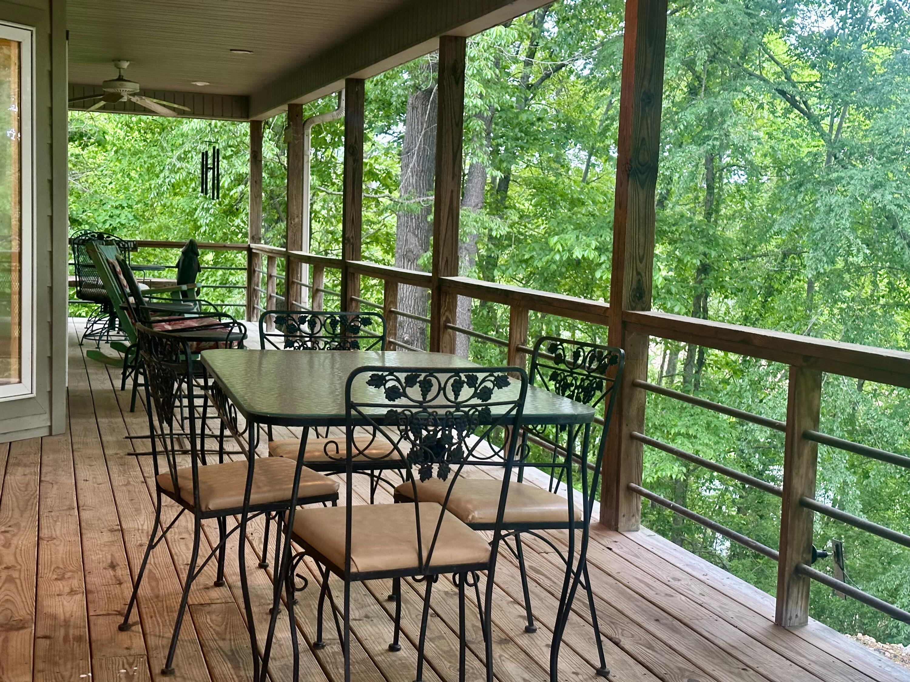136 Riverview Drive Property Photo 42