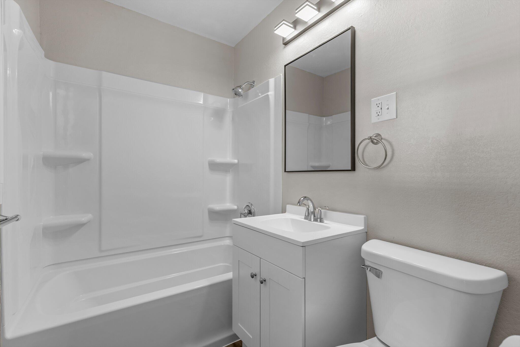 901 South East Street Property Photo 15