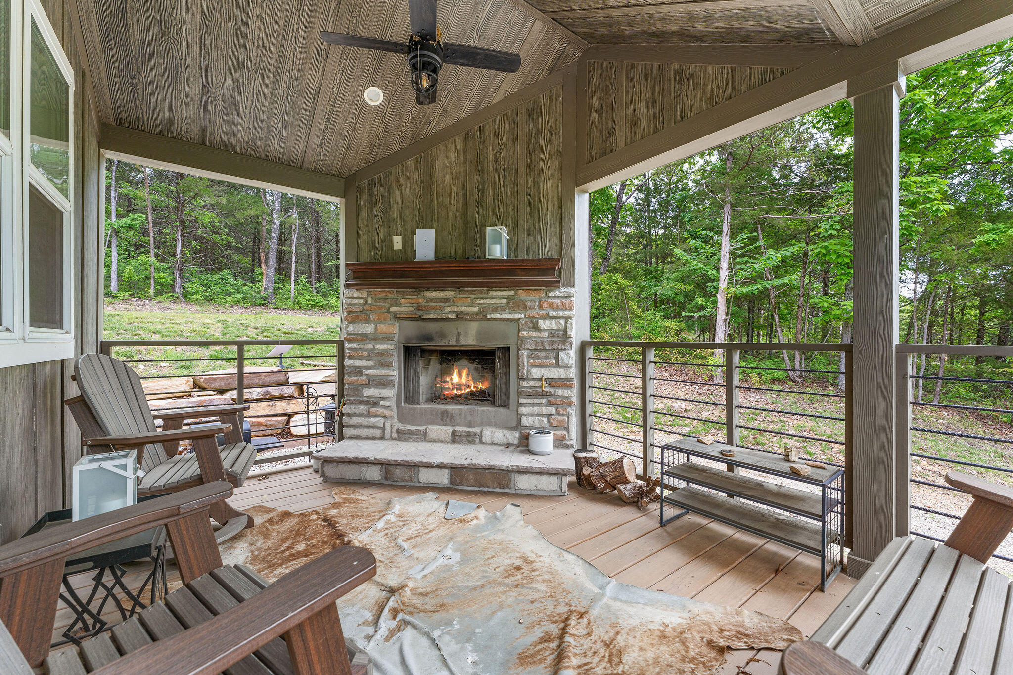 700 El Monte Road Property Photo 2