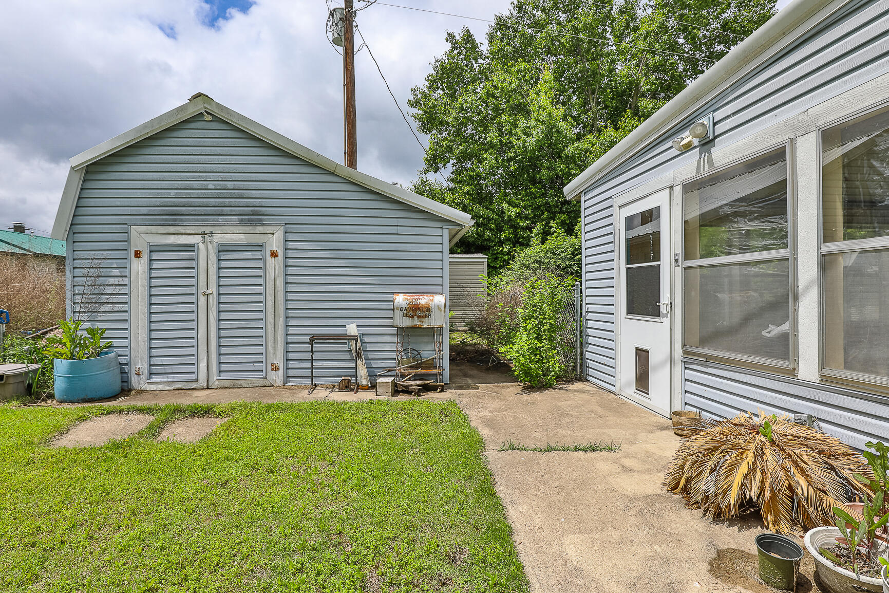 3259 Walnut Circle Property Photo 5