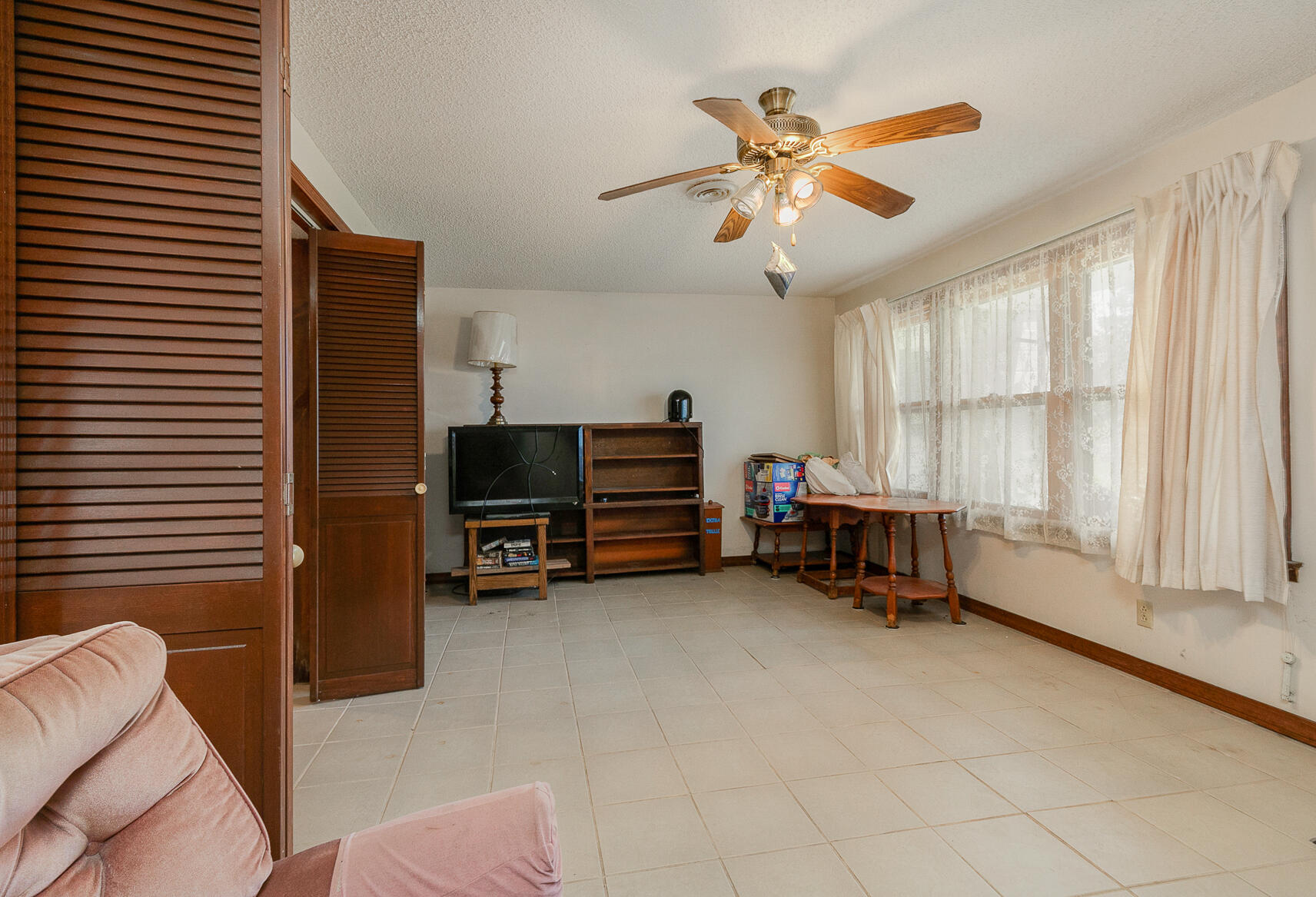 3259 Walnut Circle Property Photo 14