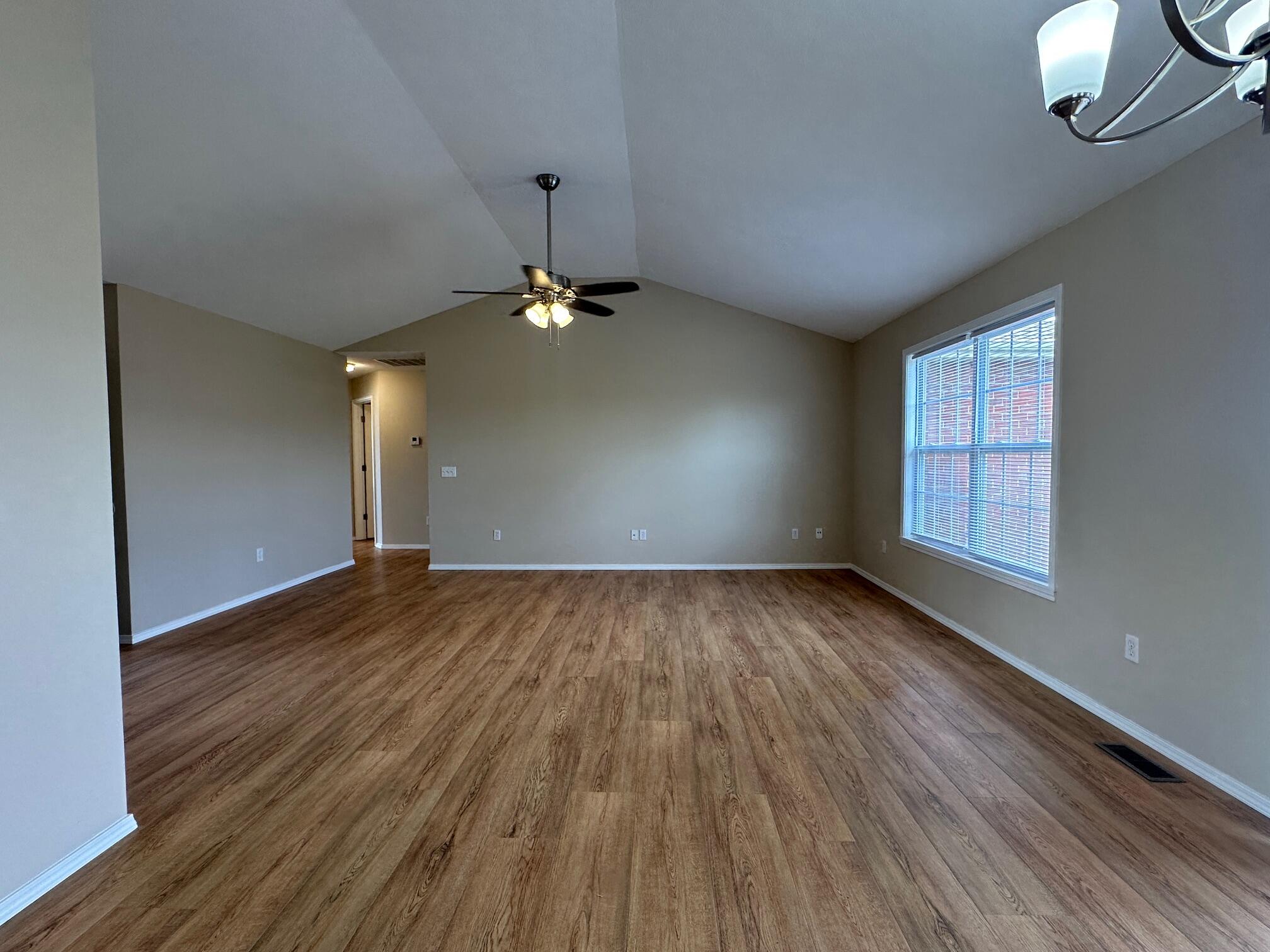 4543 West Bull Run Battle Street Property Photo 5