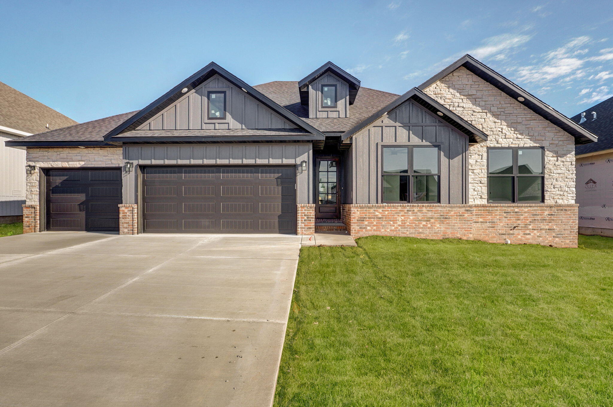 3005 West Teton Drive Property Photo 1
